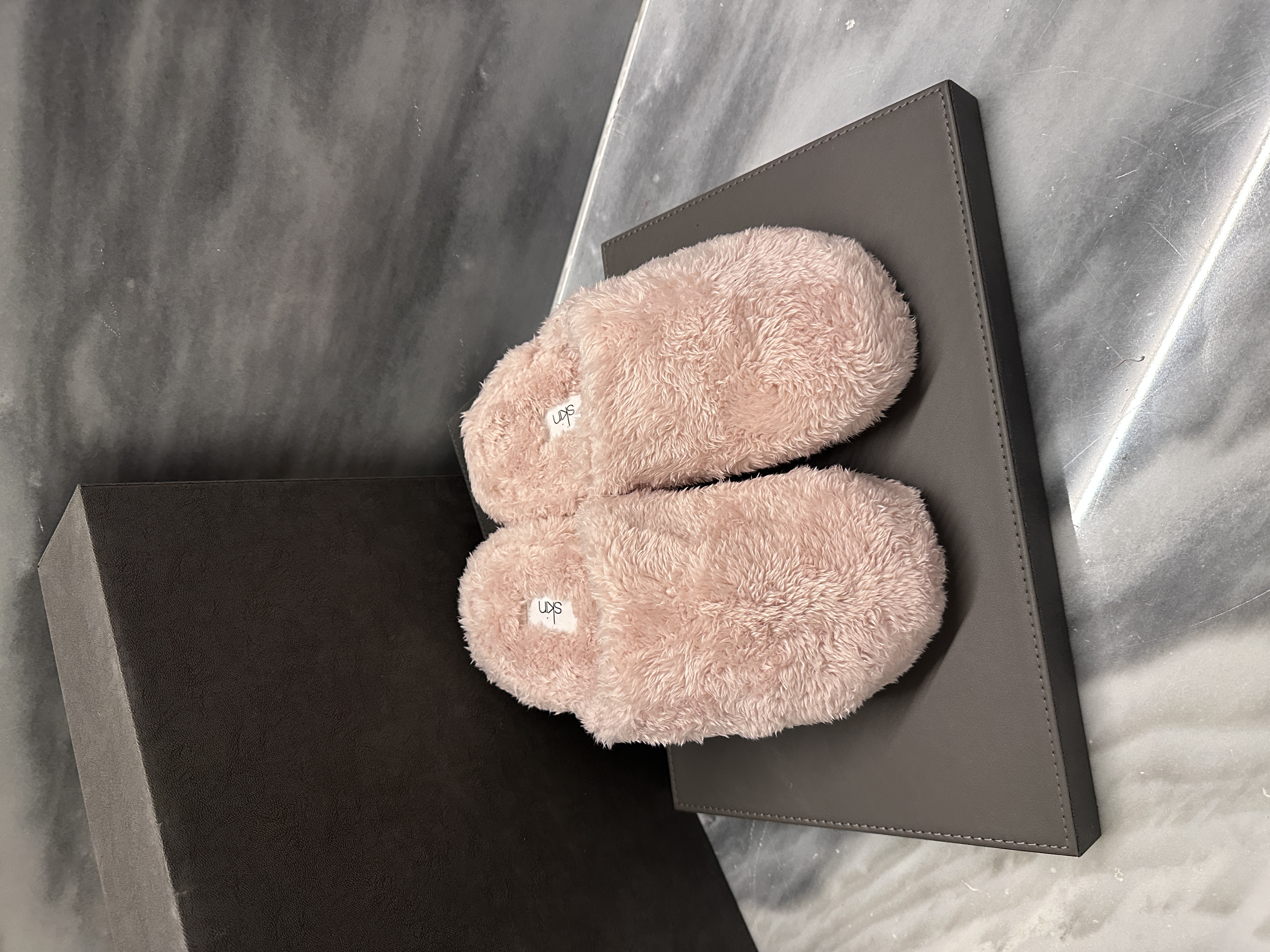 Da Fu Lai Home Furnishing Slippers, fabric slippers