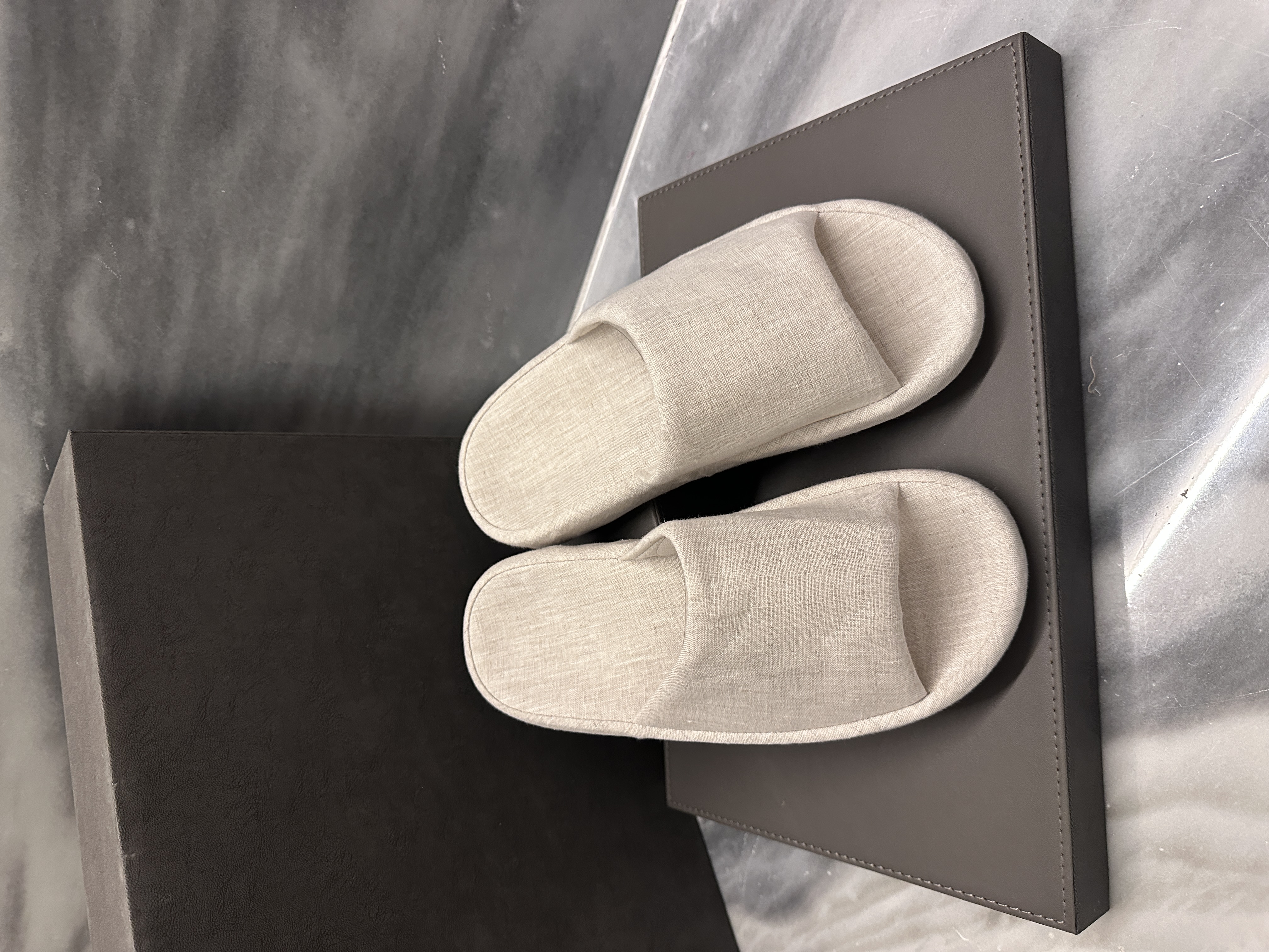 Da Fu Lai Home Furnishing Slippers, fabric slippers