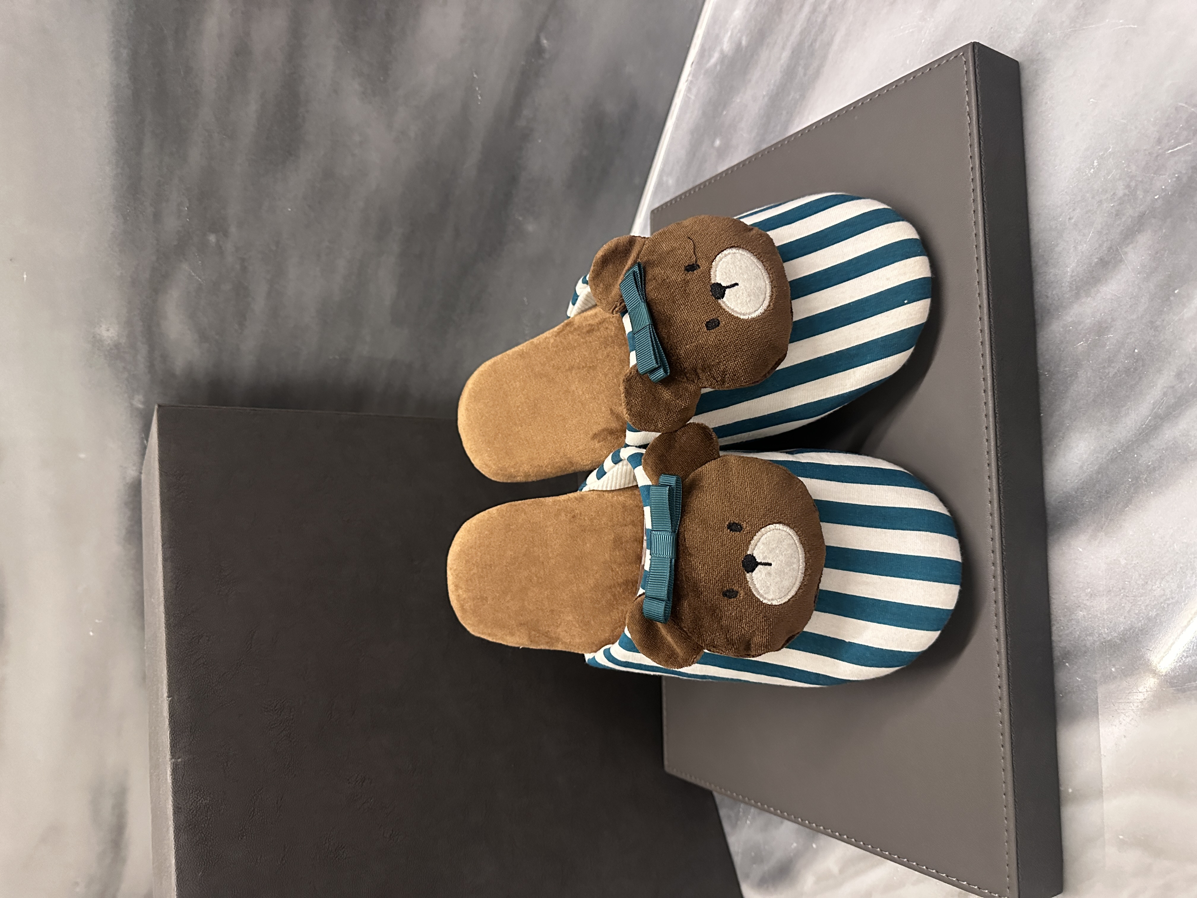 Da Fu Lai Home Furnishing Slippers, fabric slippers