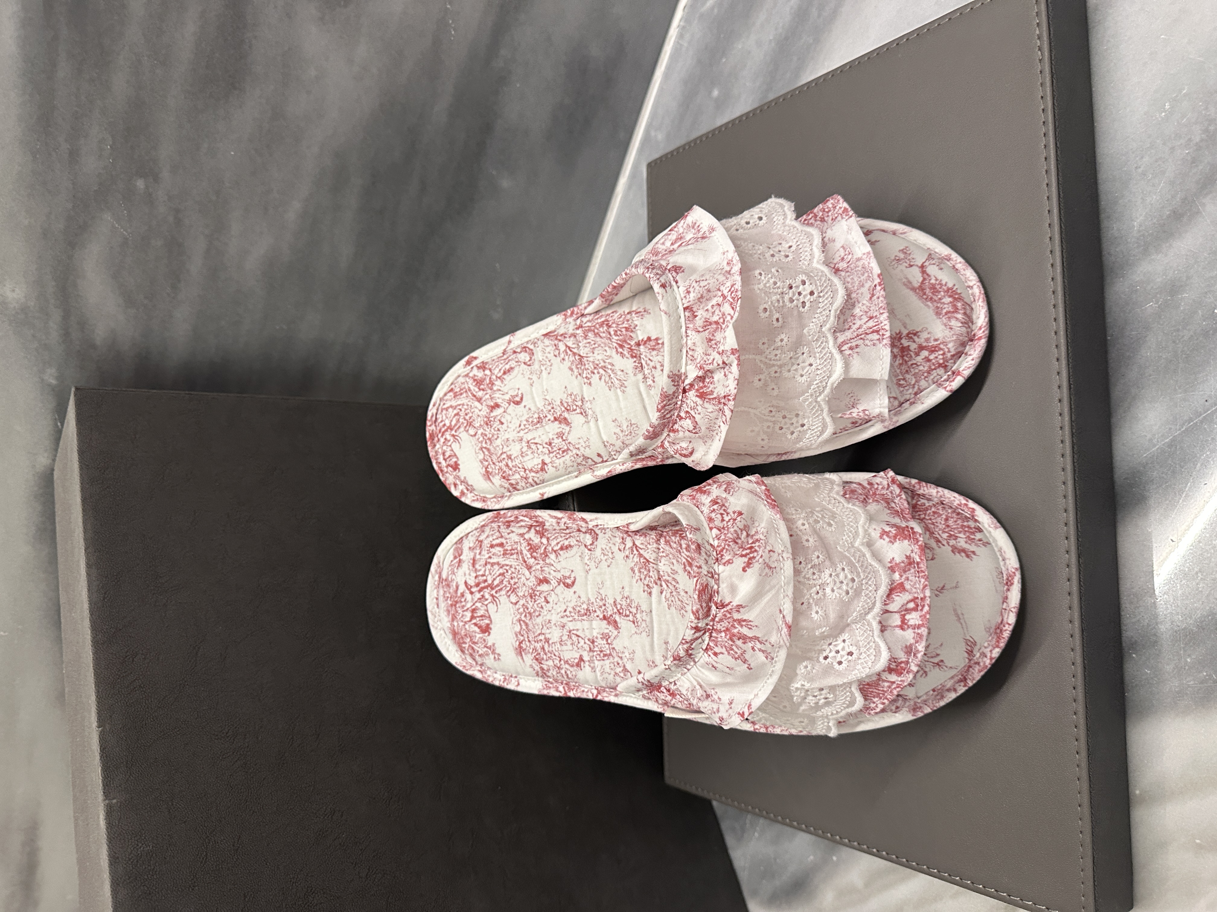 Da Fu Lai Home Furnishing Slippers, fabric slippers