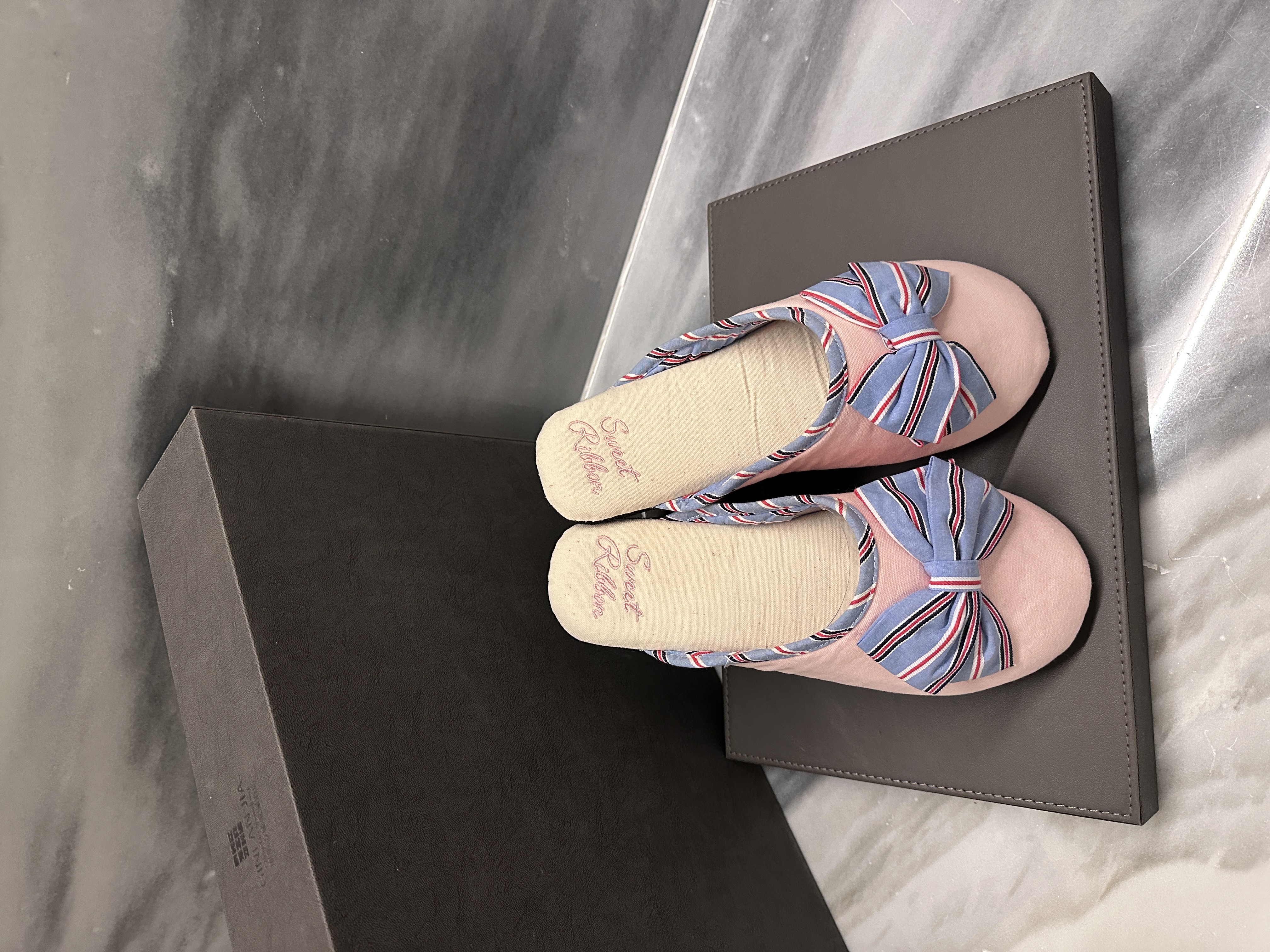 Da Fu Lai Home Furnishing Slippers, fabric slippers