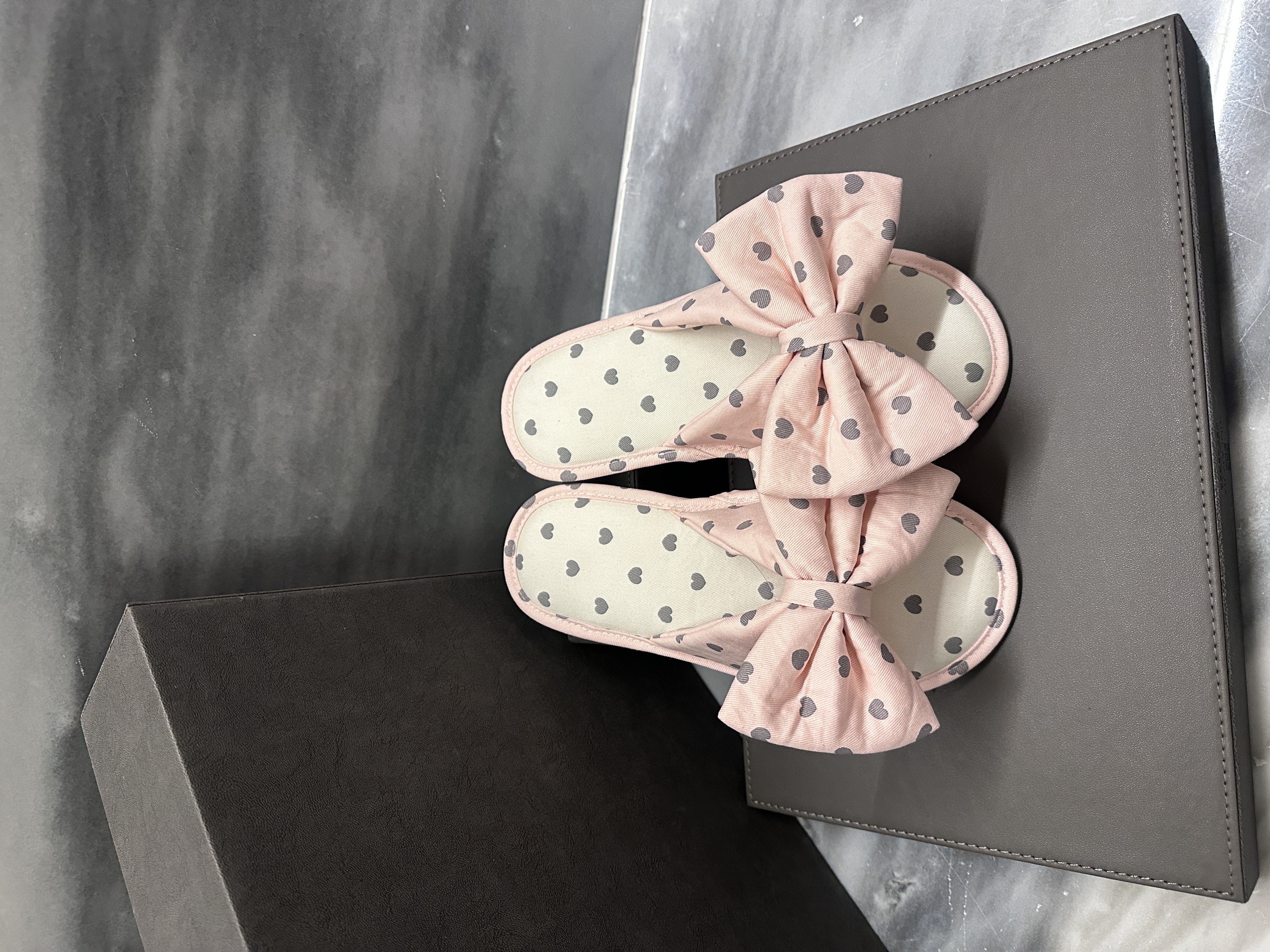 Da Fu Lai Home Furnishing Slippers, fabric slippers