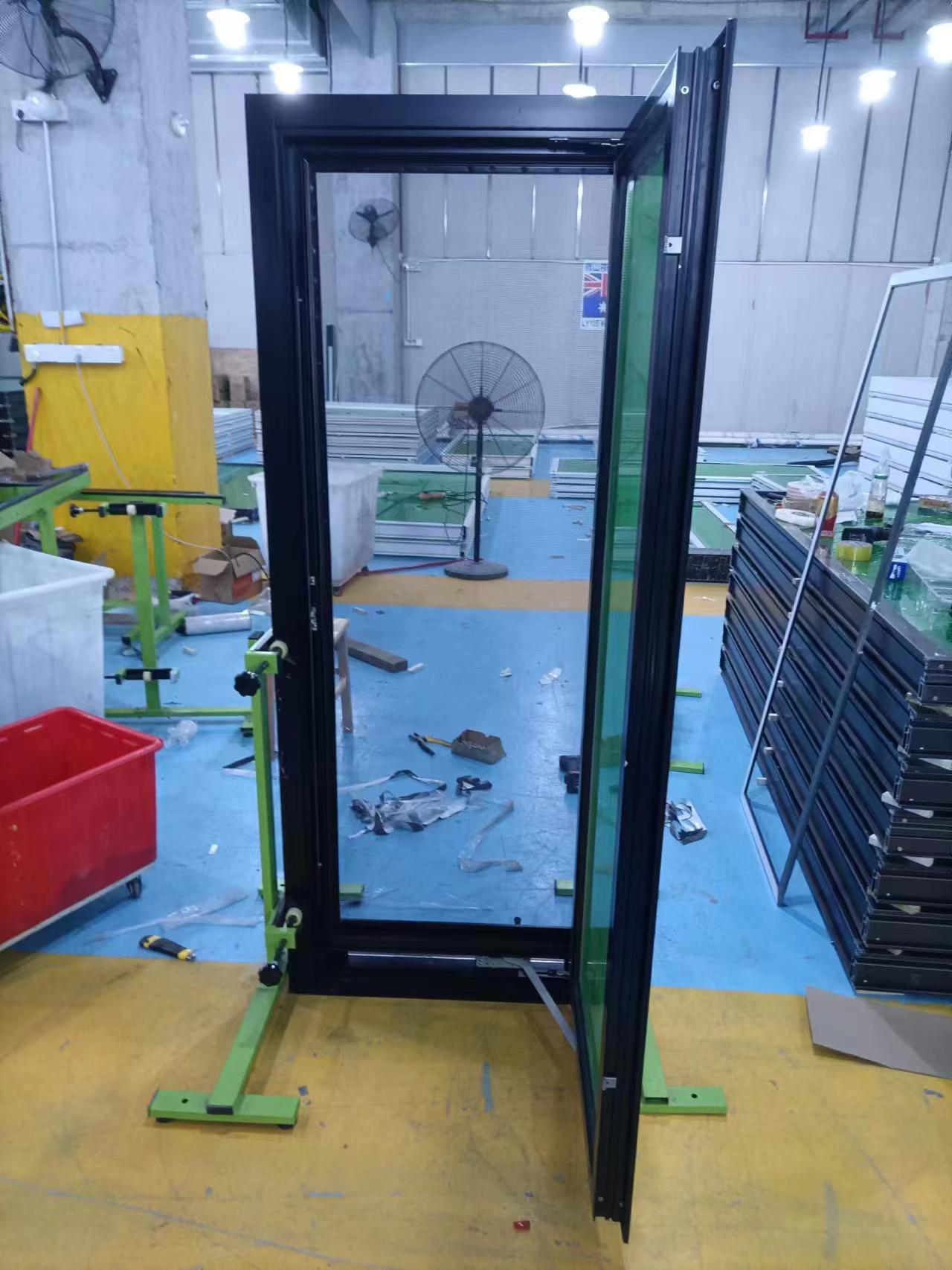 casemetn winder open windows