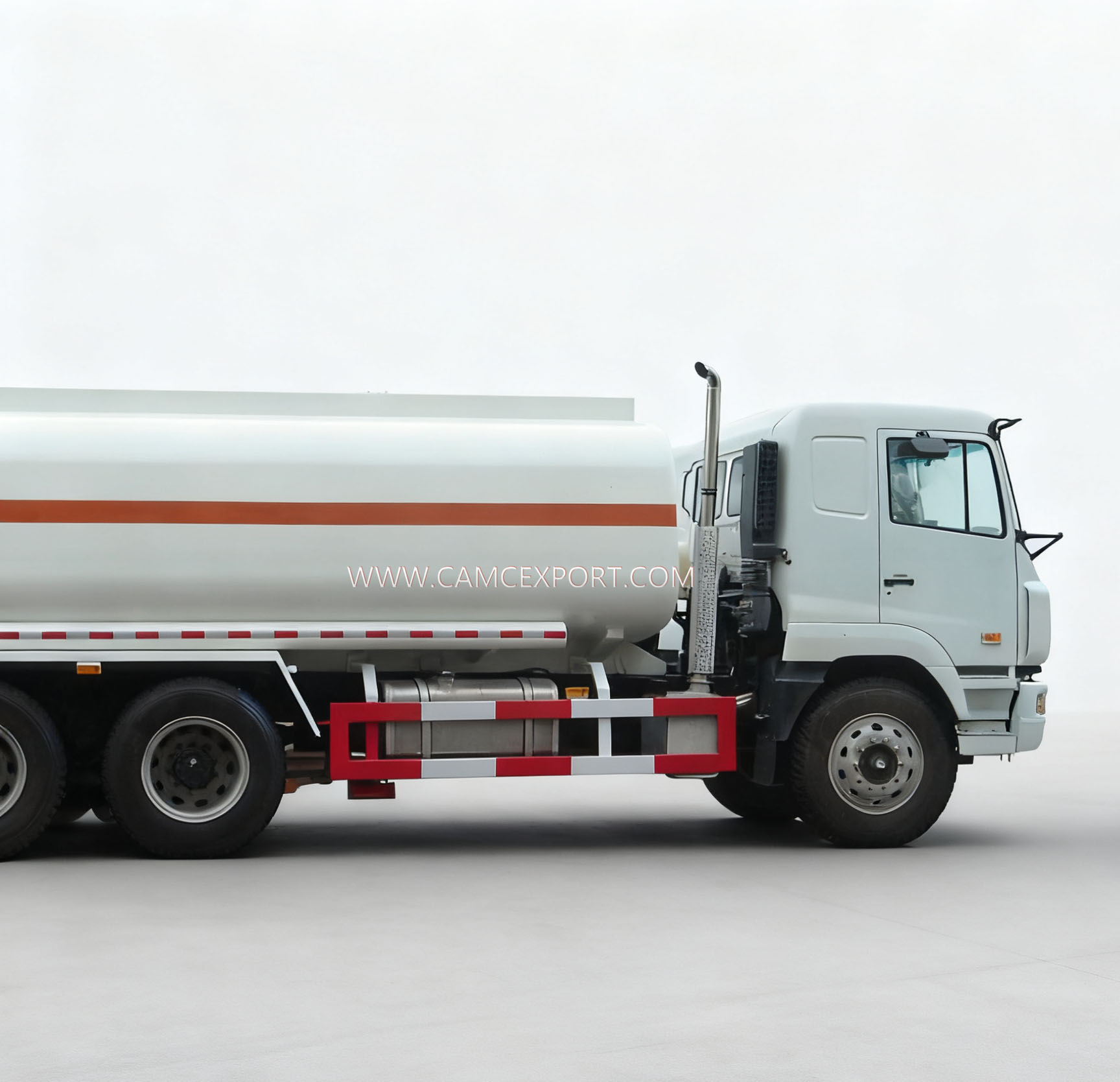 Professional Gasoline and Diesel Transport Truck