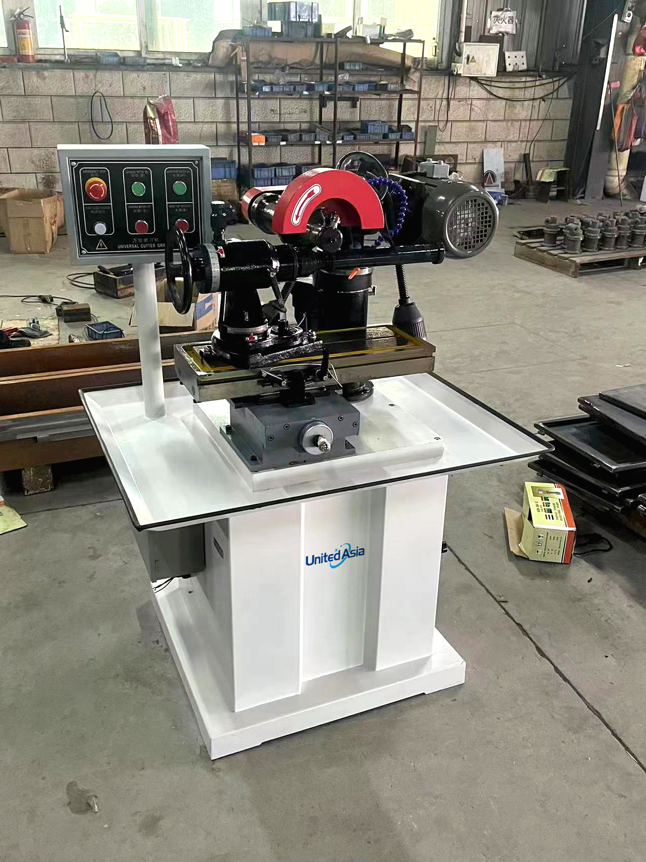 Universal Cutter Grinder