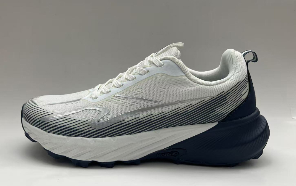 Casual shoes