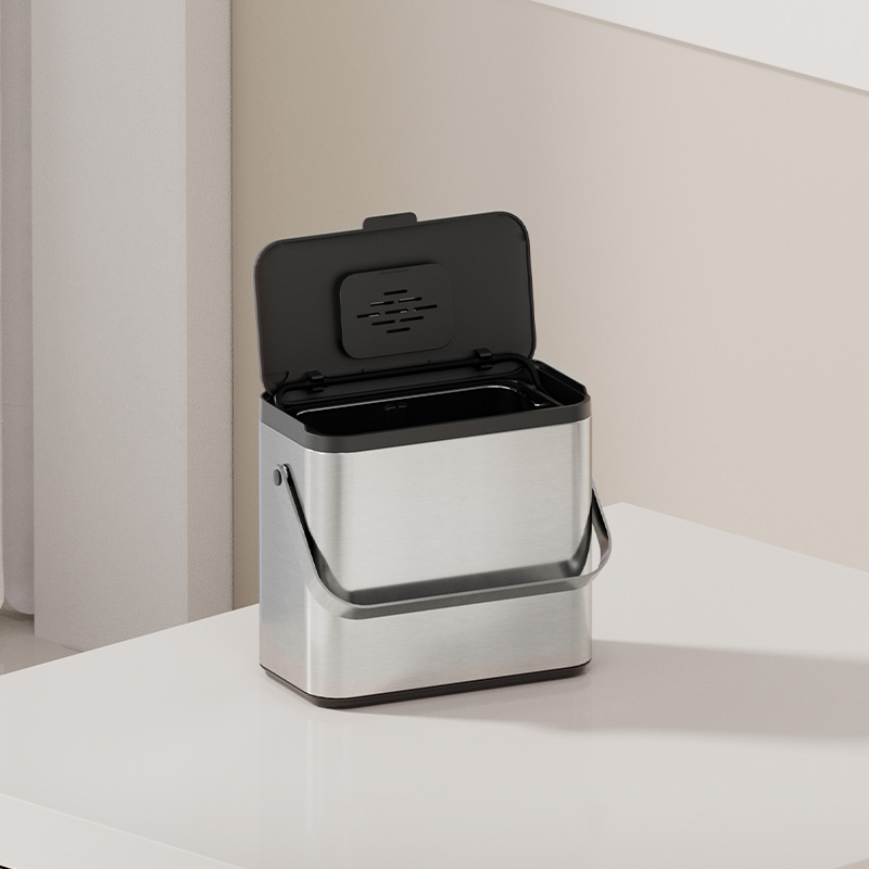 Kitchen Compost Bin