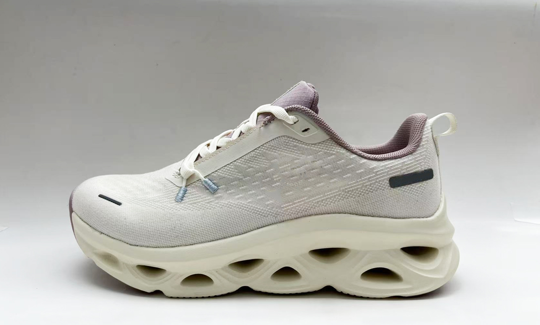Casual shoes