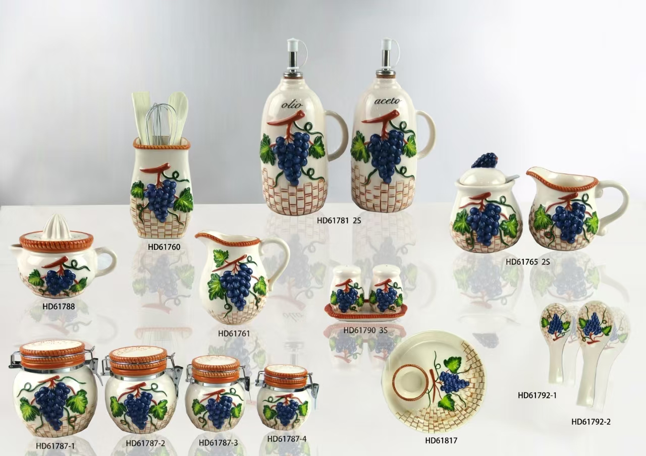 Gifts, ceramics, home decor items, decorative piece