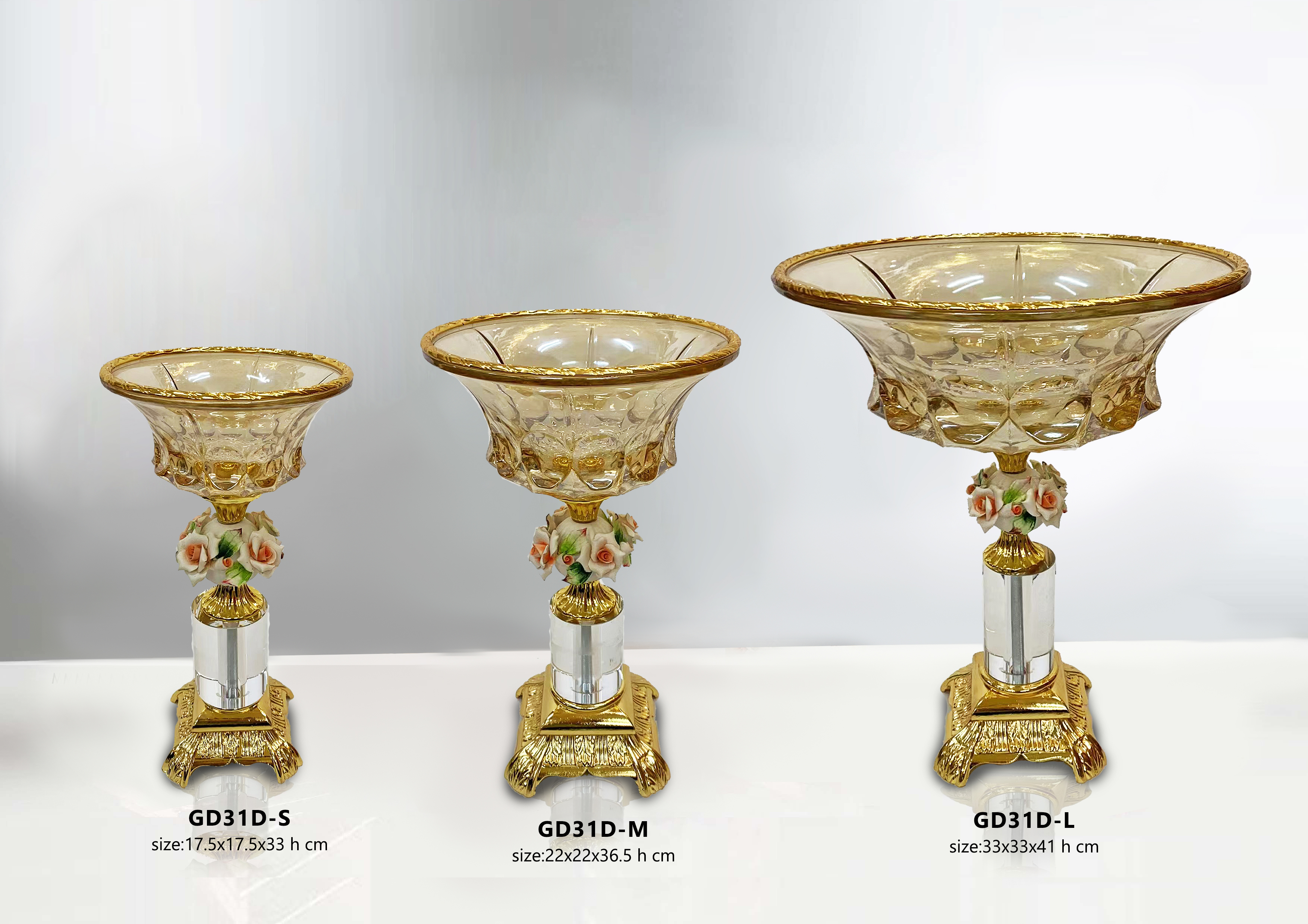 Dinner table glassware
