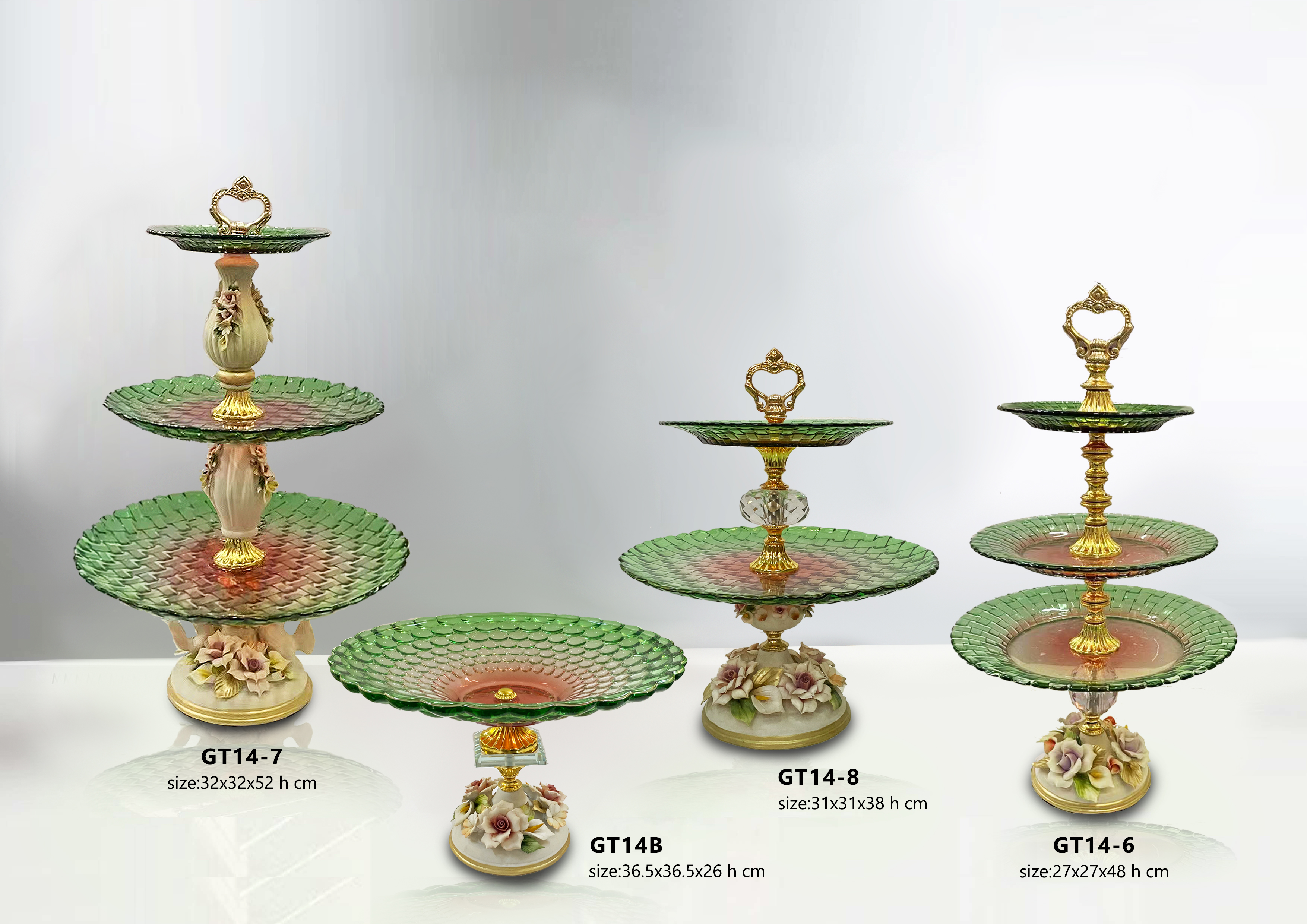 Dinner table glassware