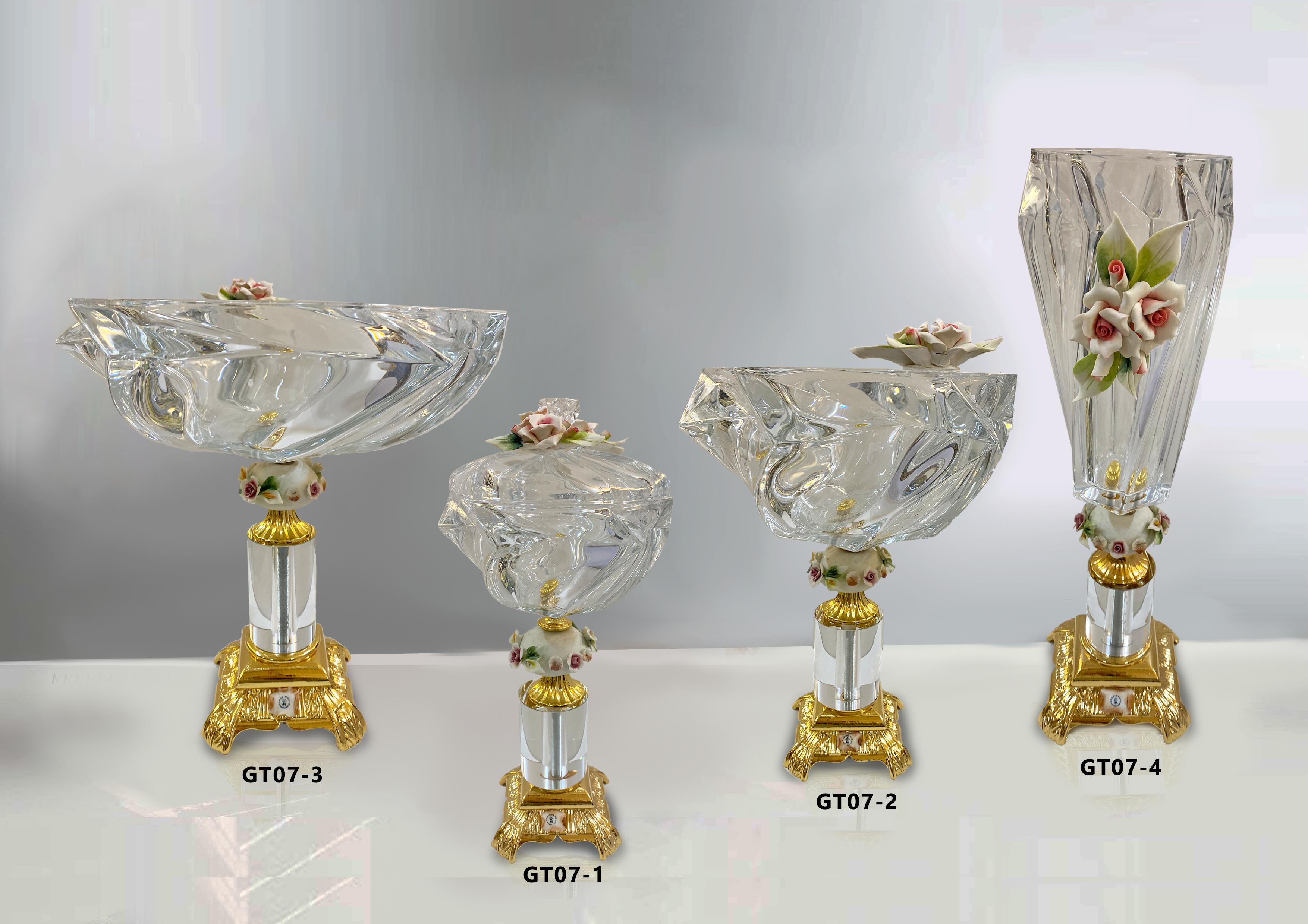 Dinner table glassware