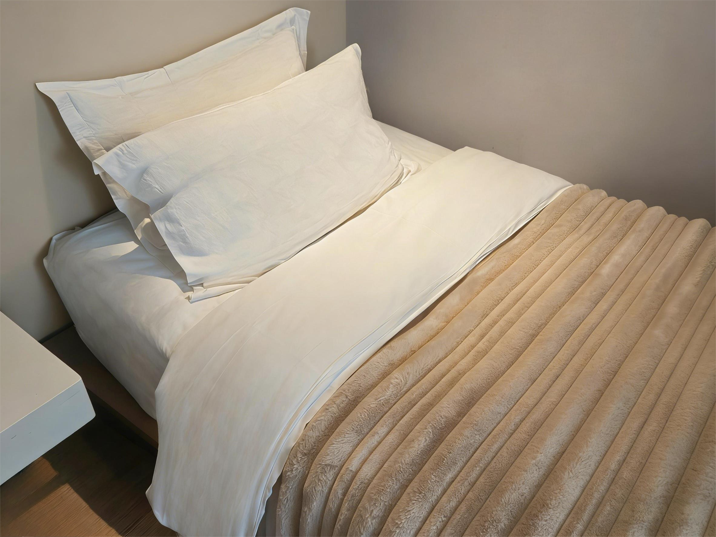 Multi-Width Faux rabbit Hair comforter