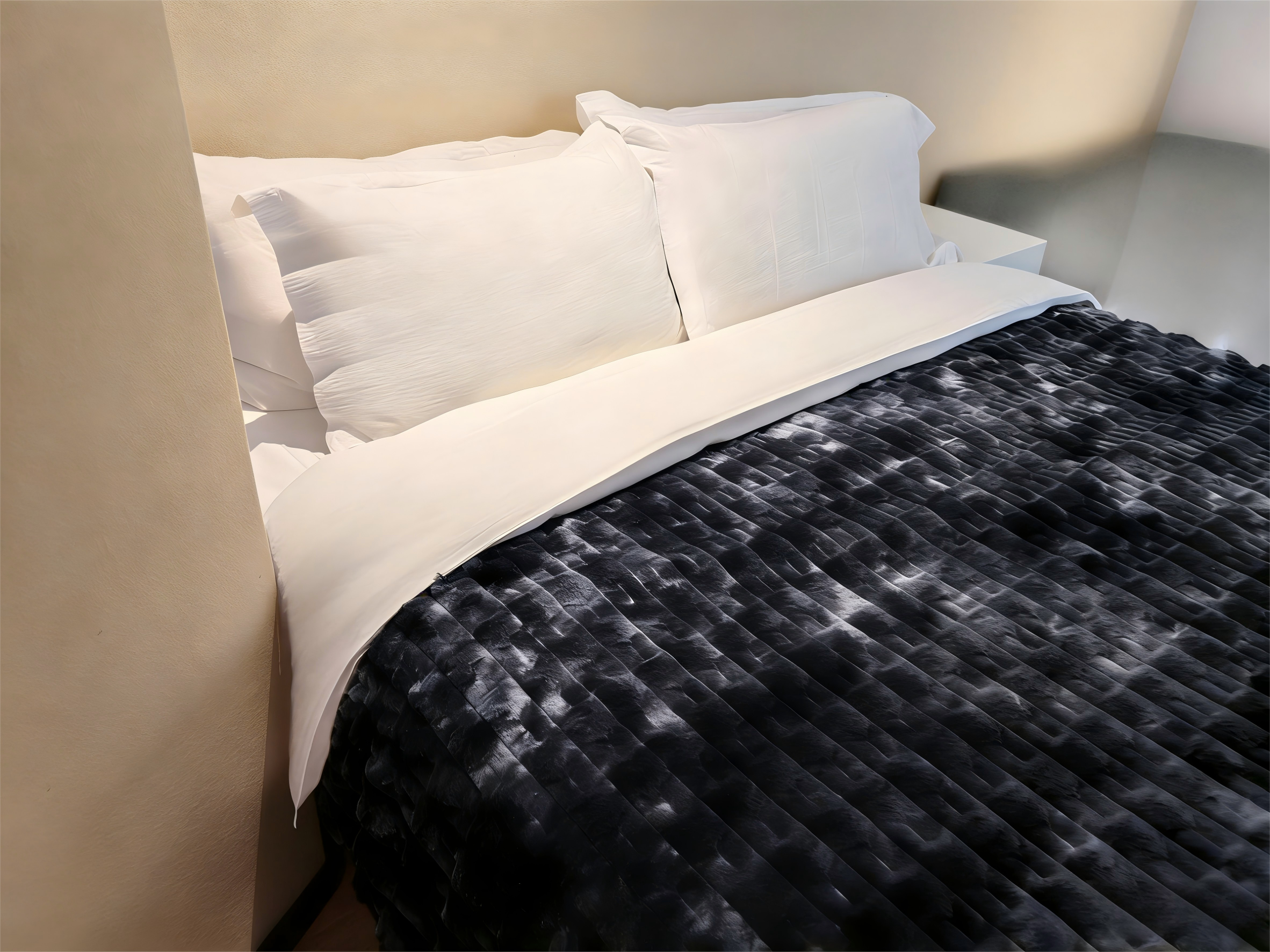Tie-Dye Faux Rabbit fur comforter
