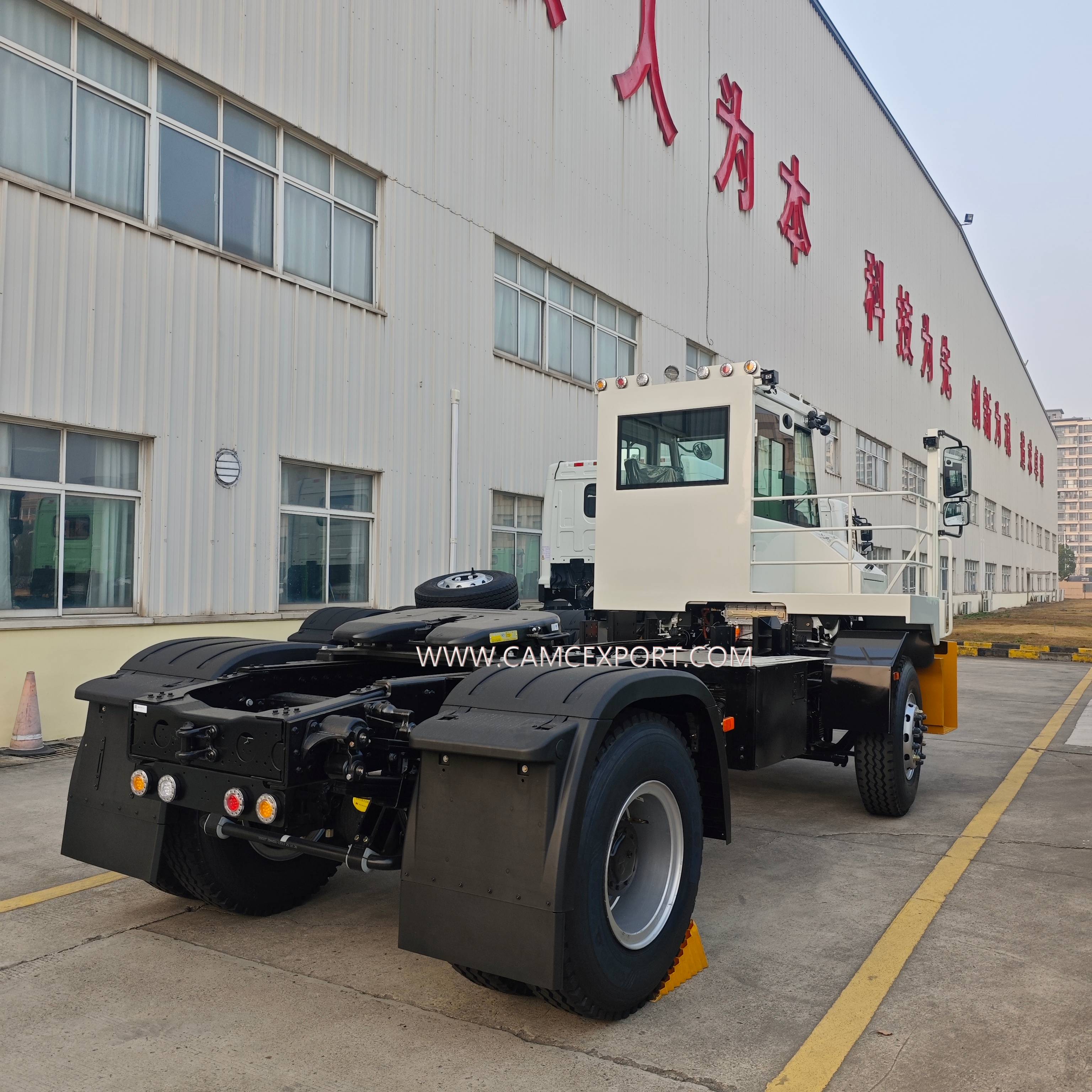 CAMC 4x2 Left-Hand Drive Electric Terminal Truck