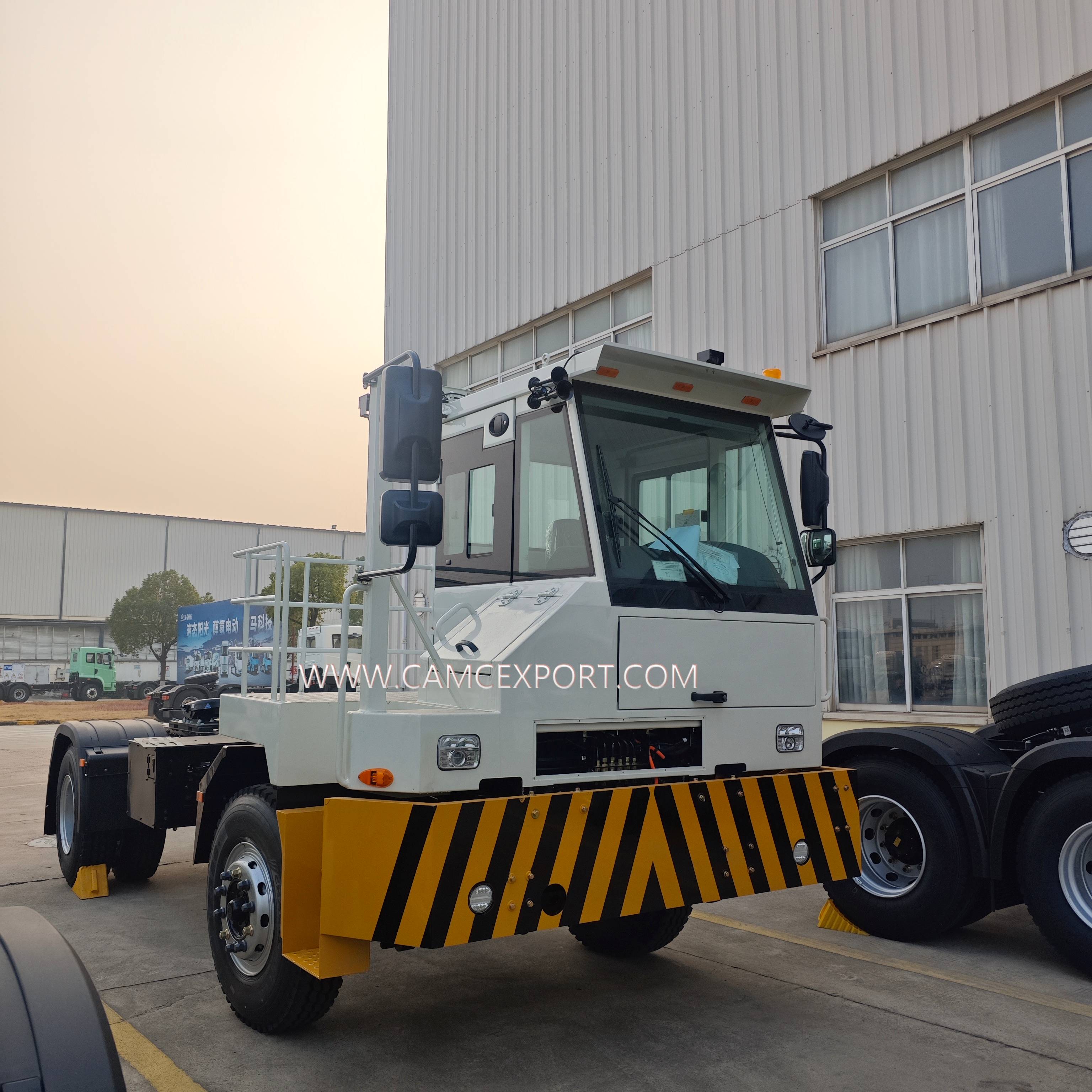 CAMC 4x2 Left-Hand Drive Electric Terminal Truck