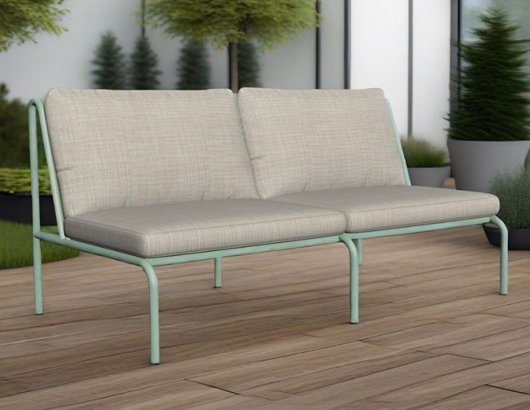 Uetco Outdoor Lounge Chair White Ottoman