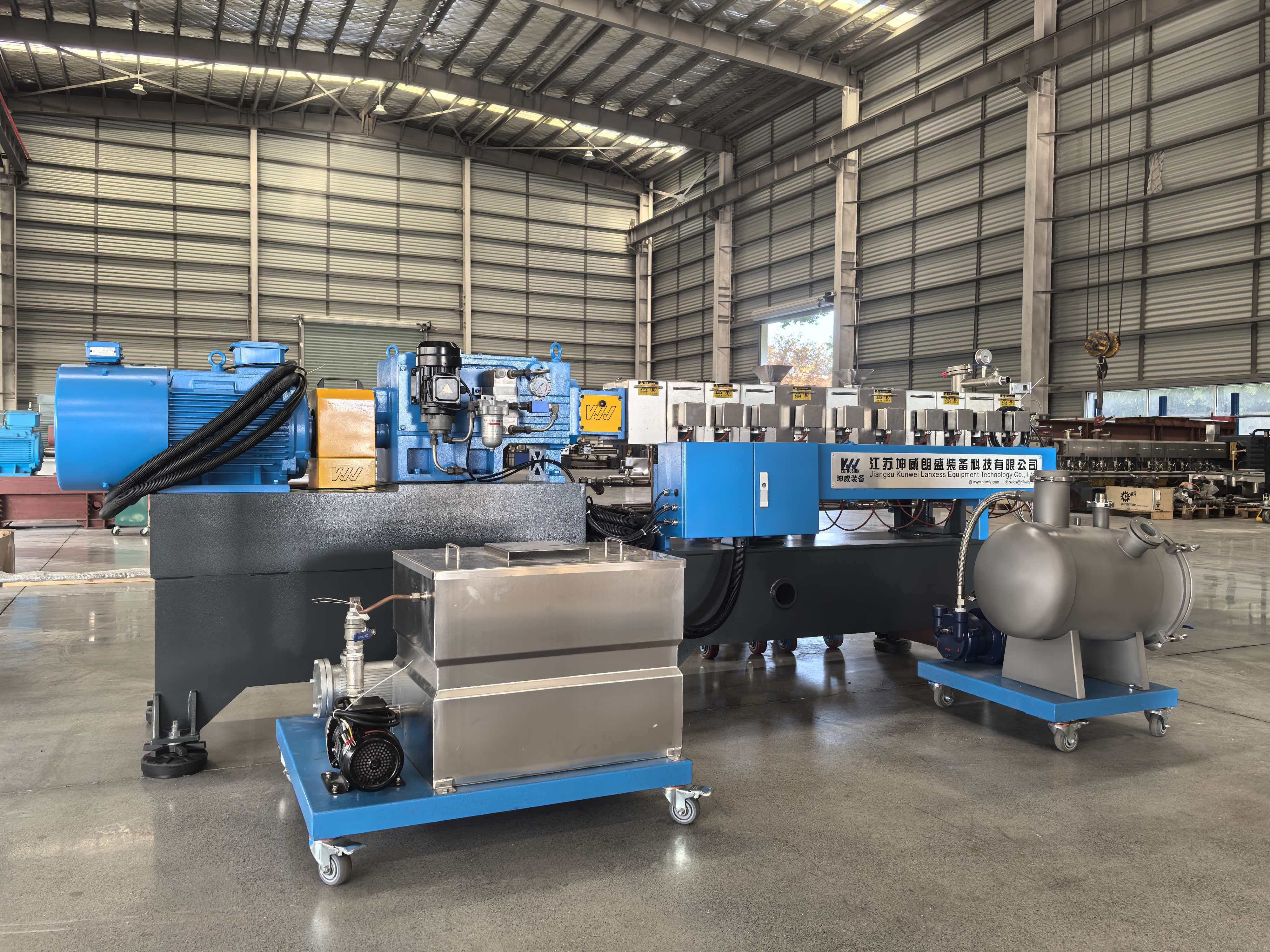 Kunwei LANXESS high torque twin screw extruder modified plastics industry