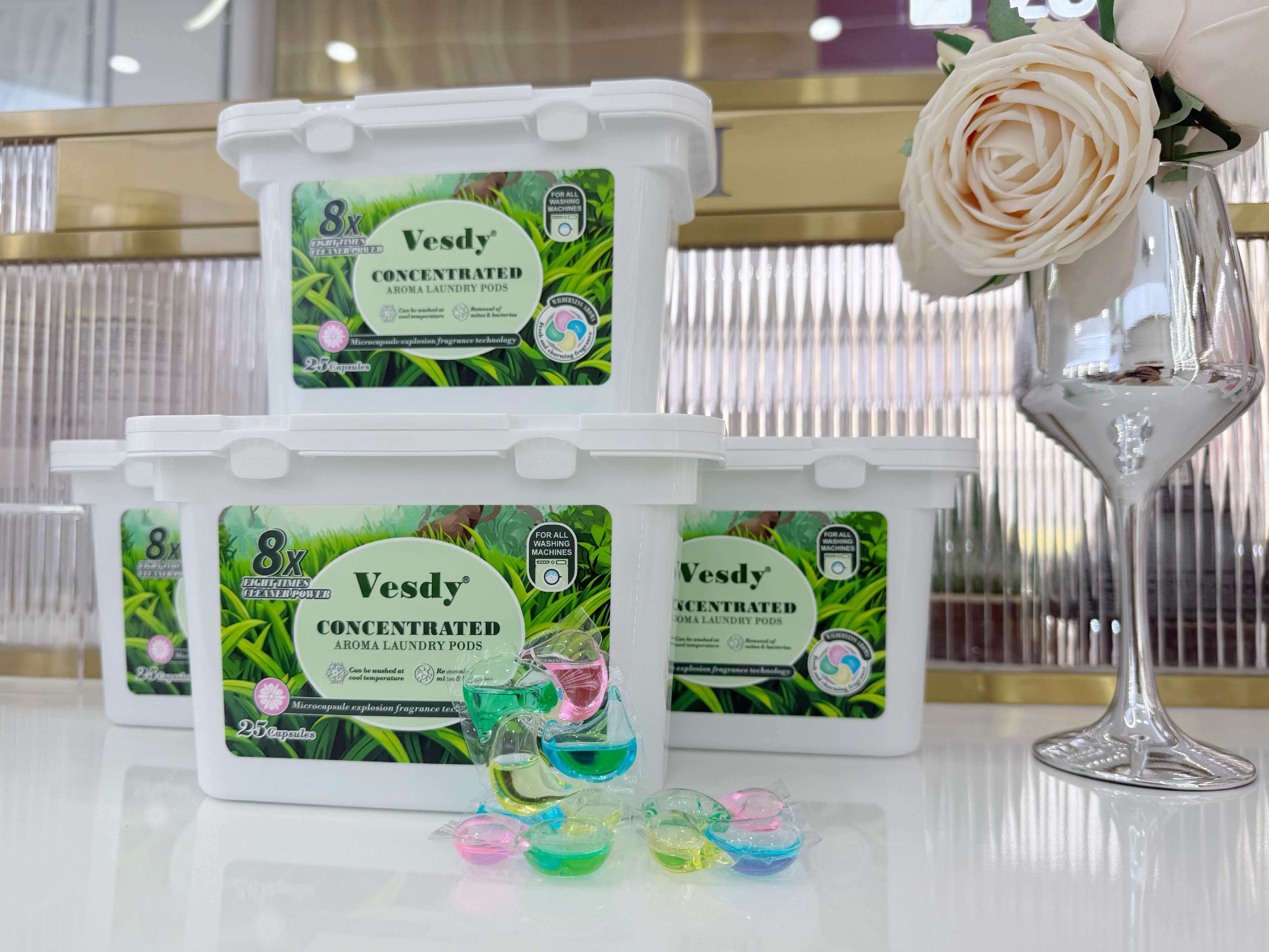 Concentrated aroma laundry pods