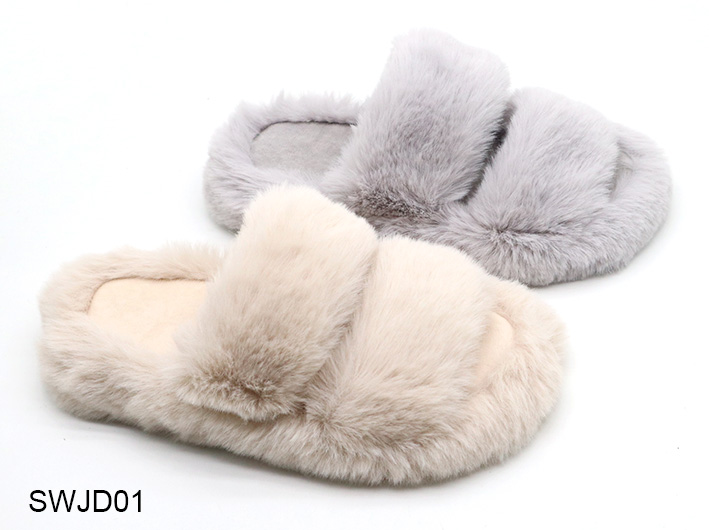 Slippers，indoor Slippers ,plush Slippers,flat
