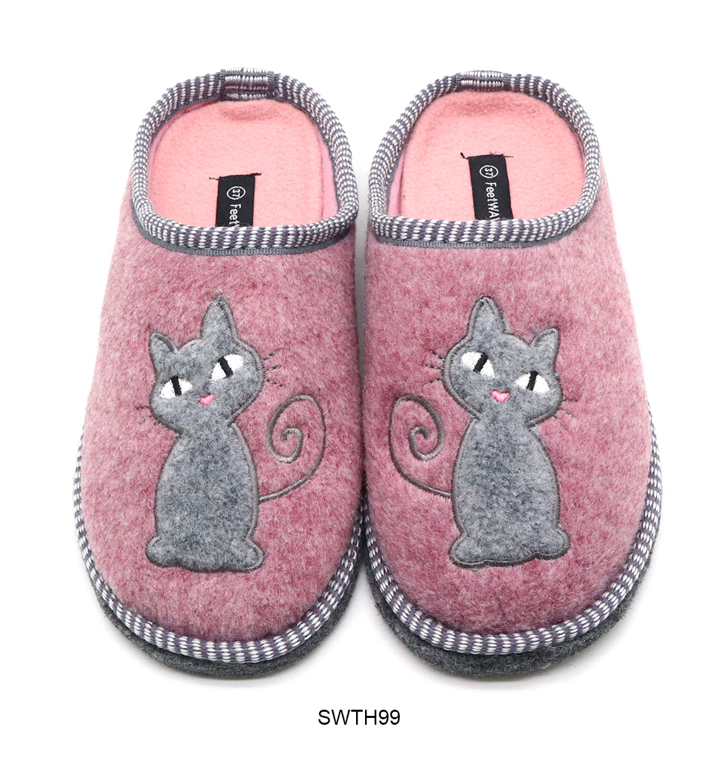 Slippers，indoor Slippers ,plush Slippers,flat