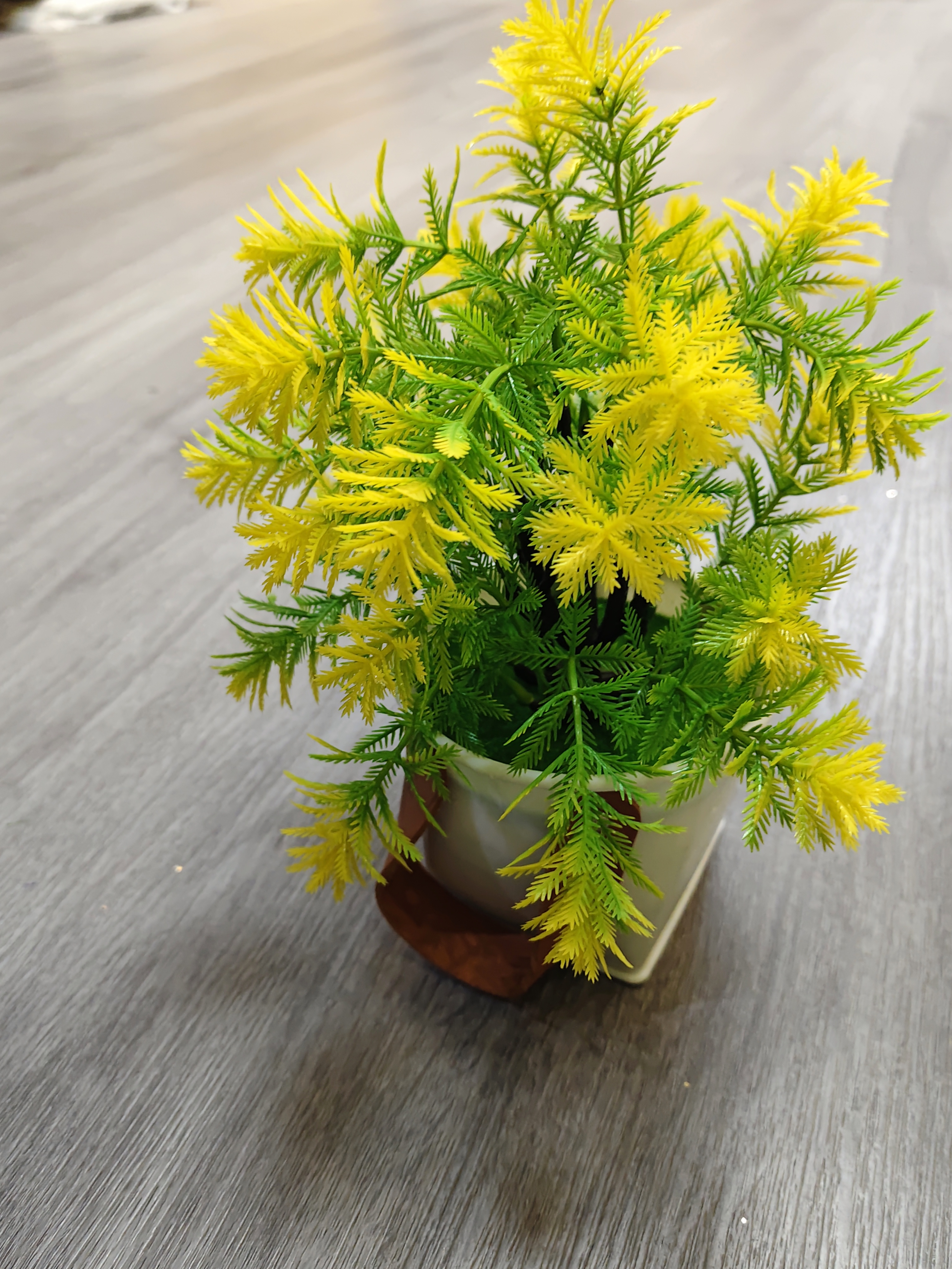 Simulated potted plant
