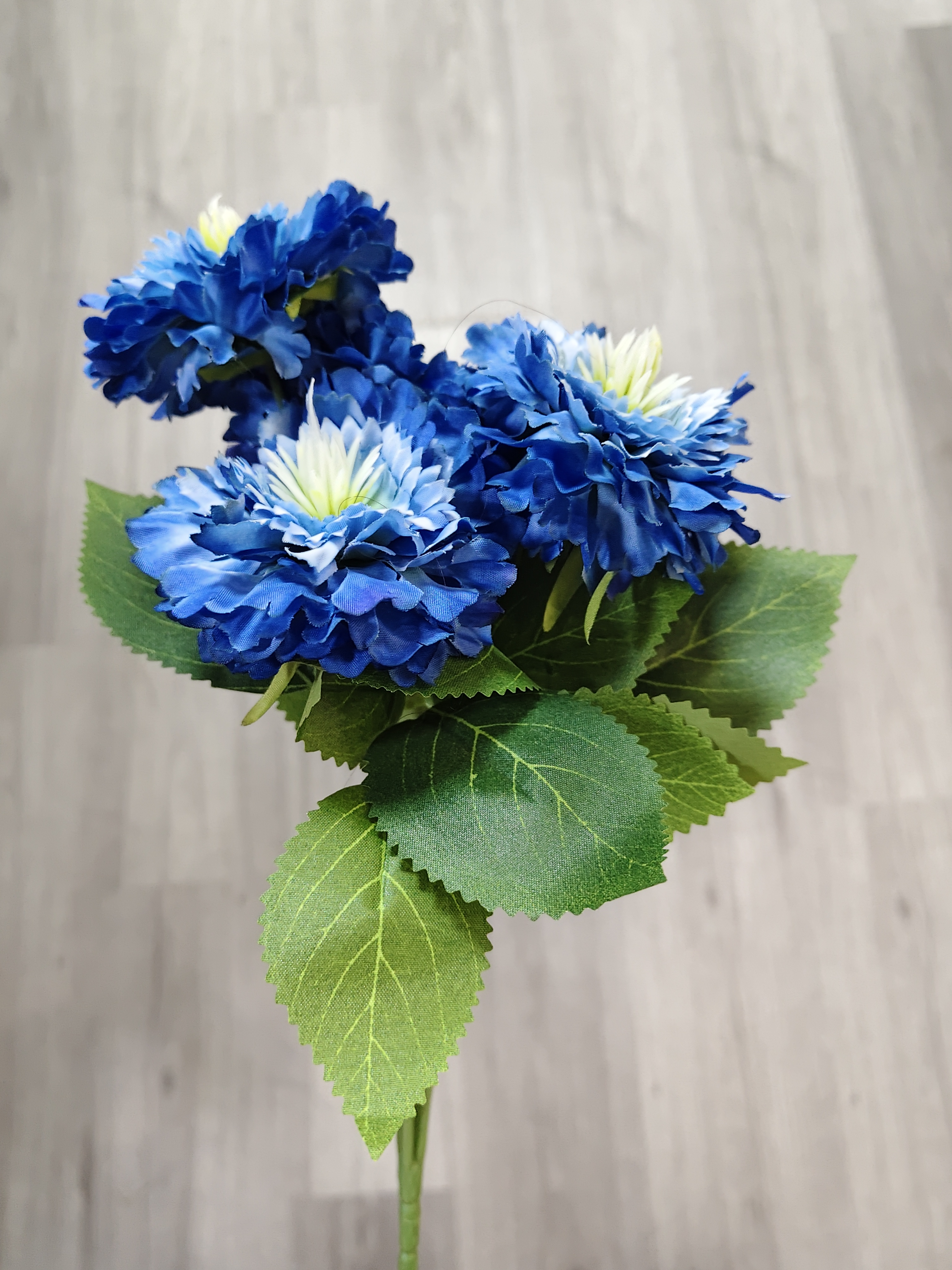 Artificial flowers