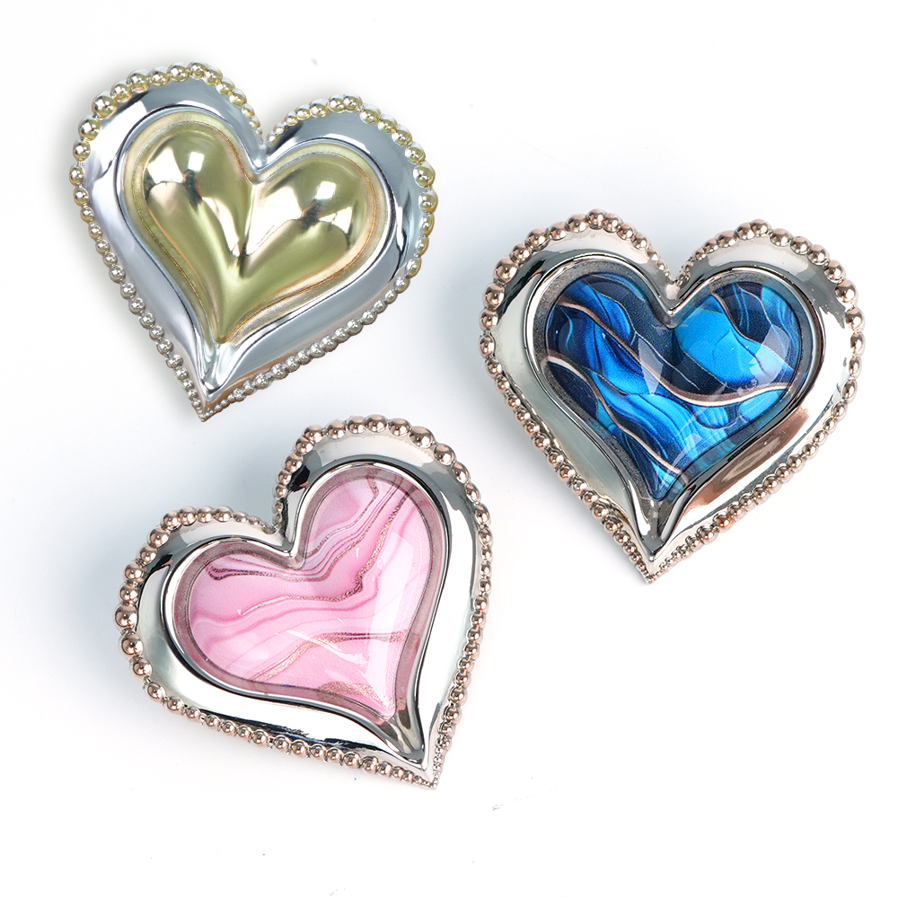 3D UV Printing Heart Shape Lapel Pin Badge Manufacturer