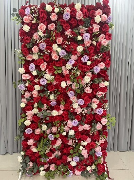Artificial flower wall