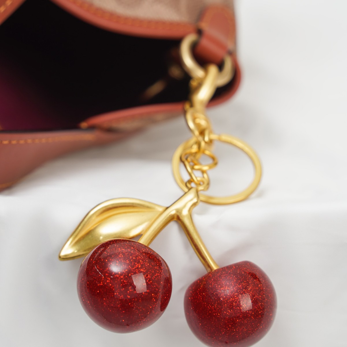 Generic Vintage Cherry Keychain with Luxury Charm Bag Pendant for Women