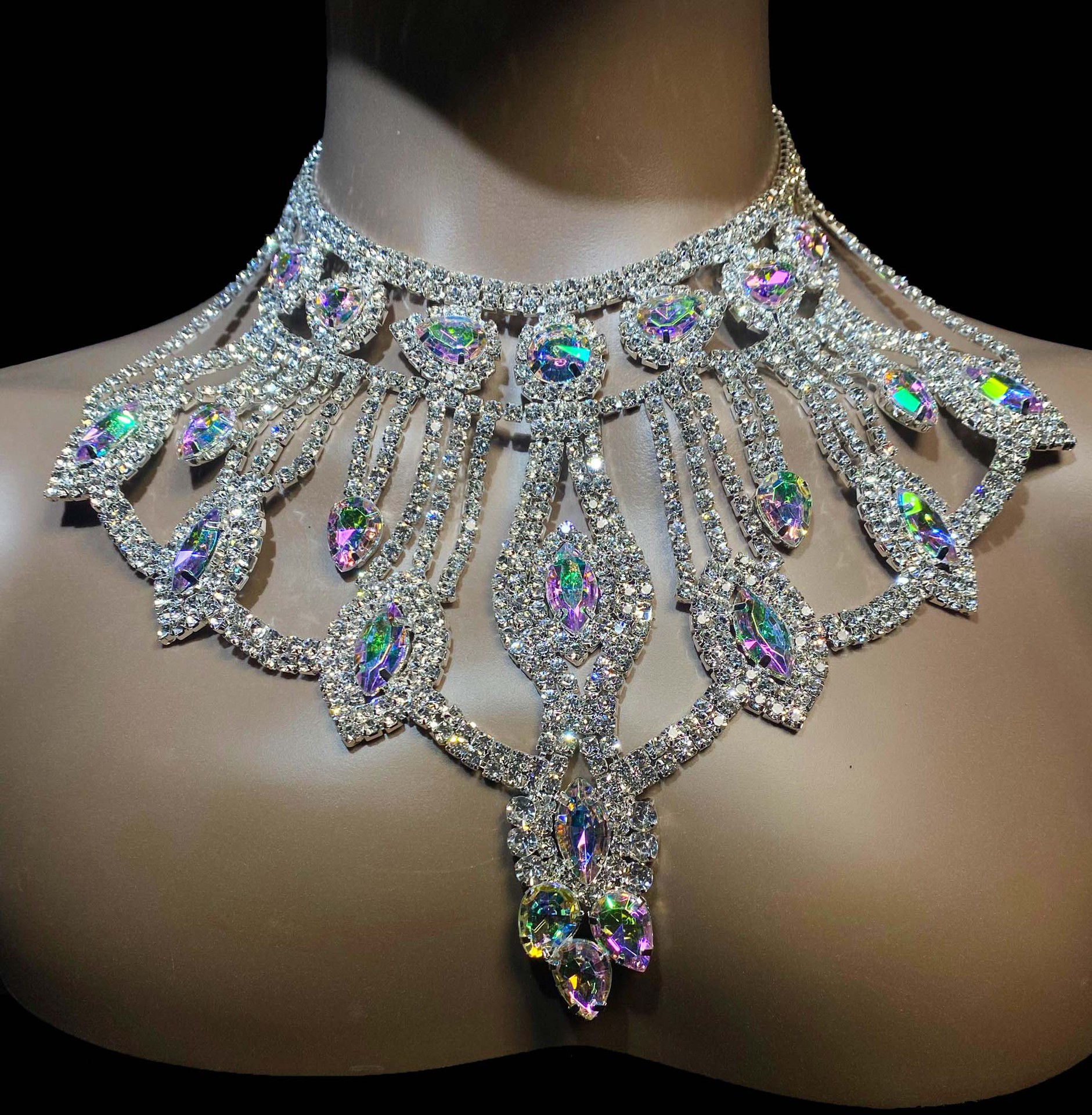 Women's Luxury AB Color Crystal Necklace, Shiny Big Gem Statement Necklace
