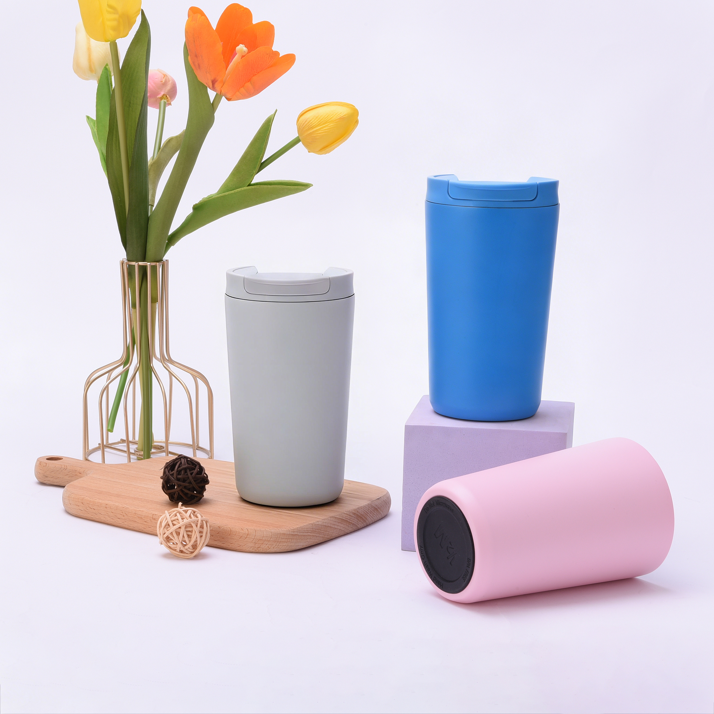 Stainless steel water bottle