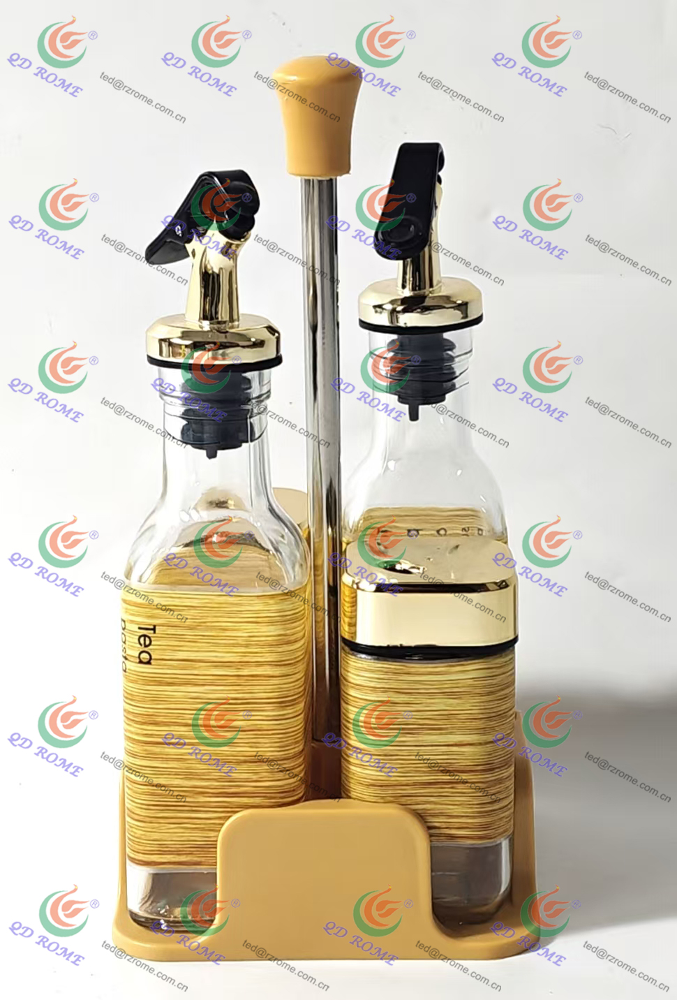 Glass oil pot set