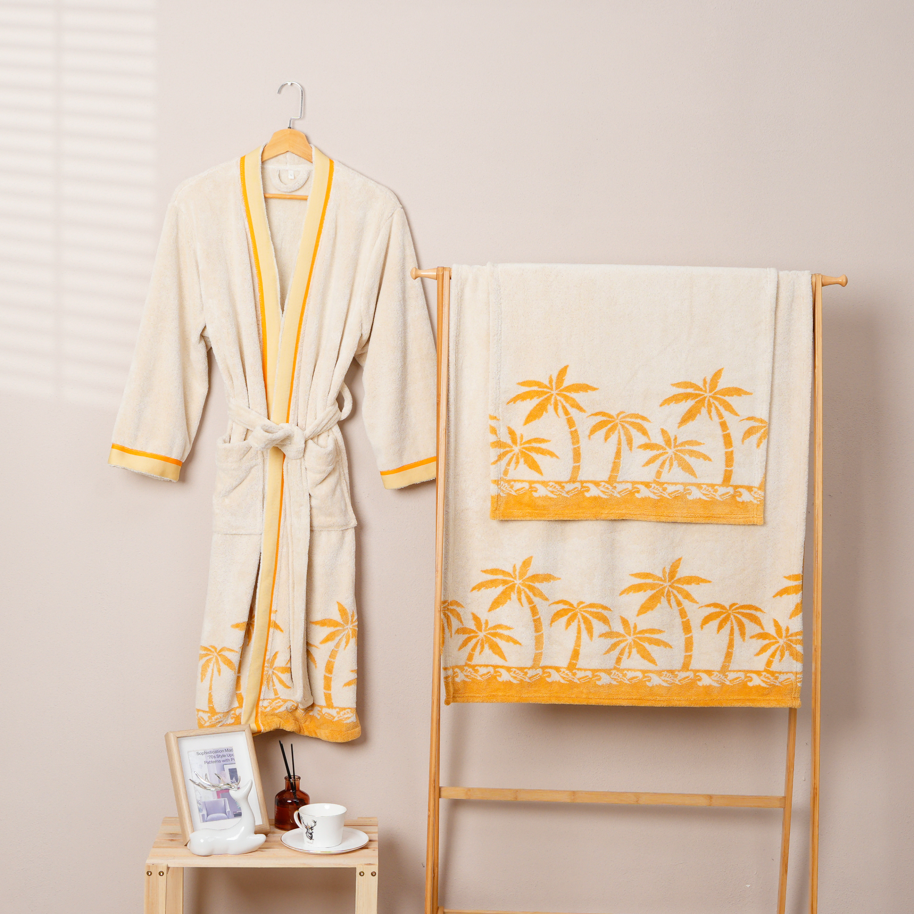 Coral Fleece Jacquard Bathrobe