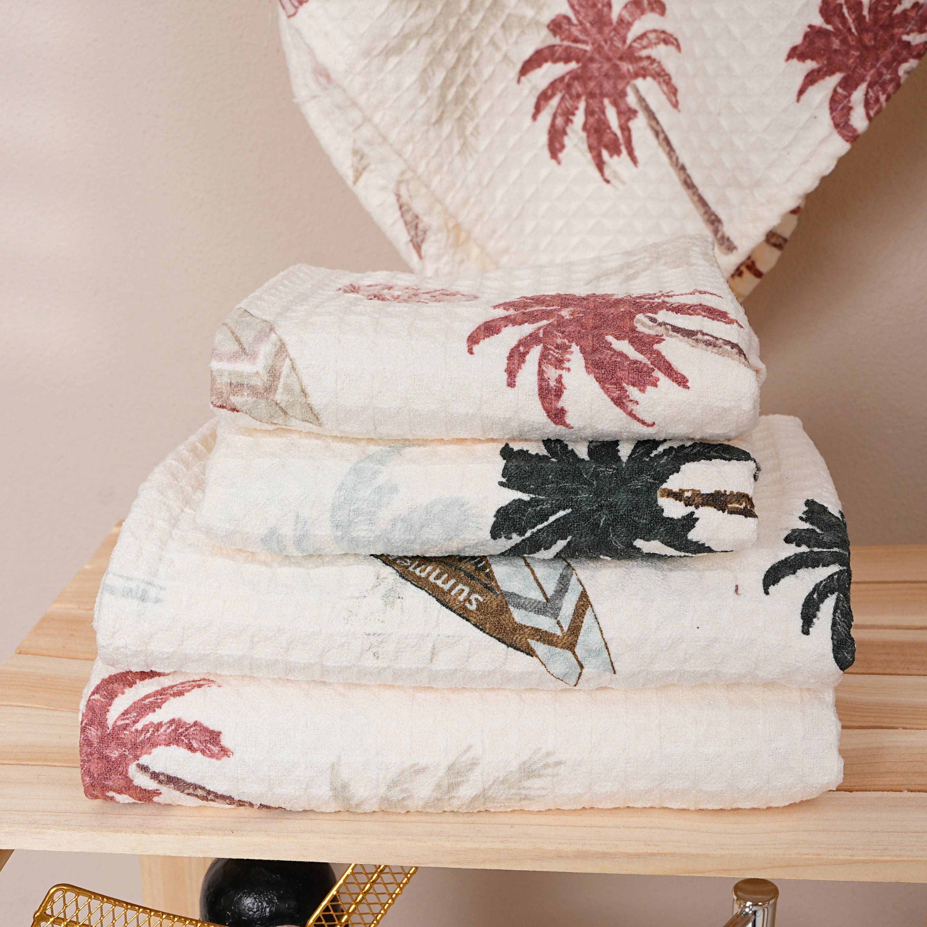 Coral Fleece Woven Tape Towel
