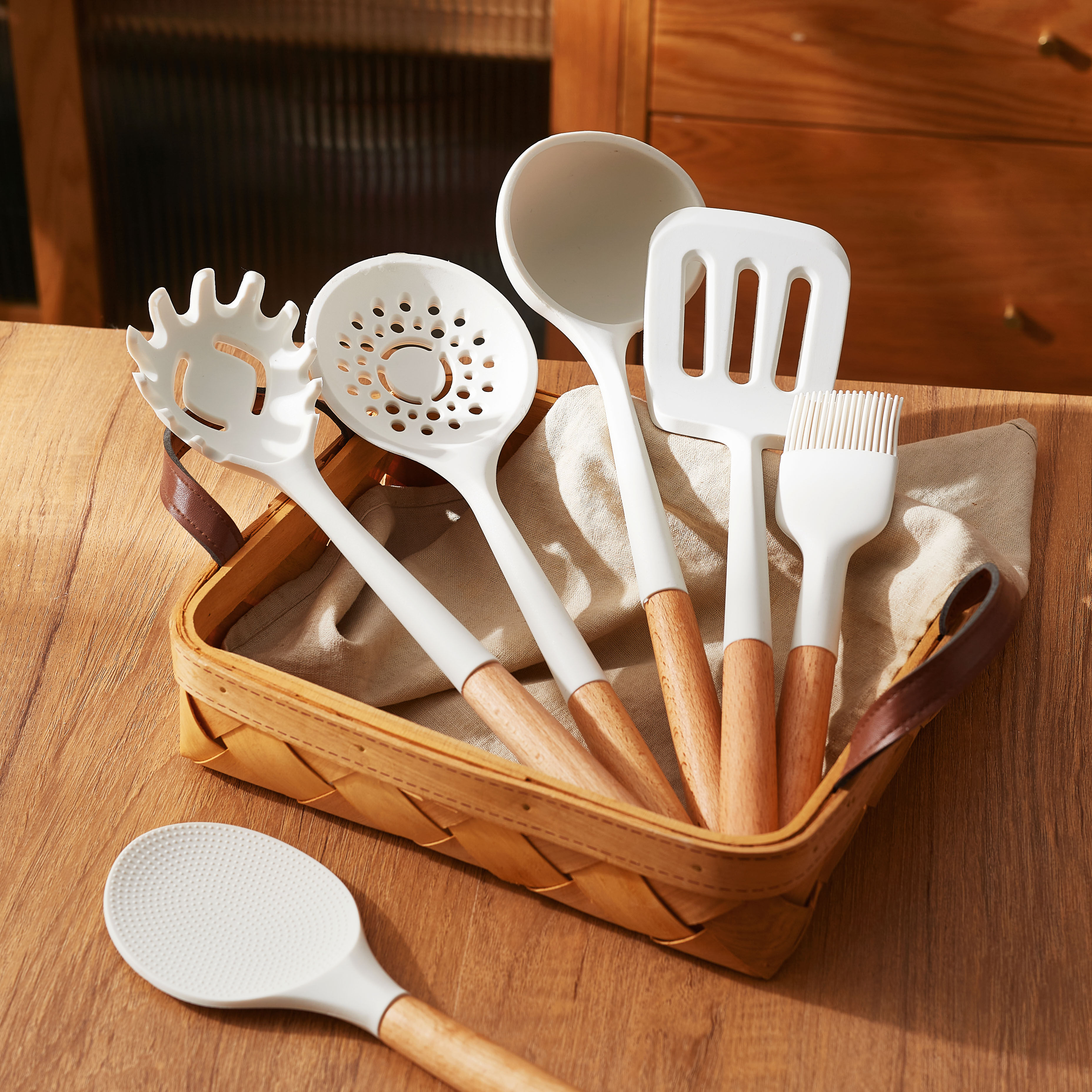 Kitchenware set