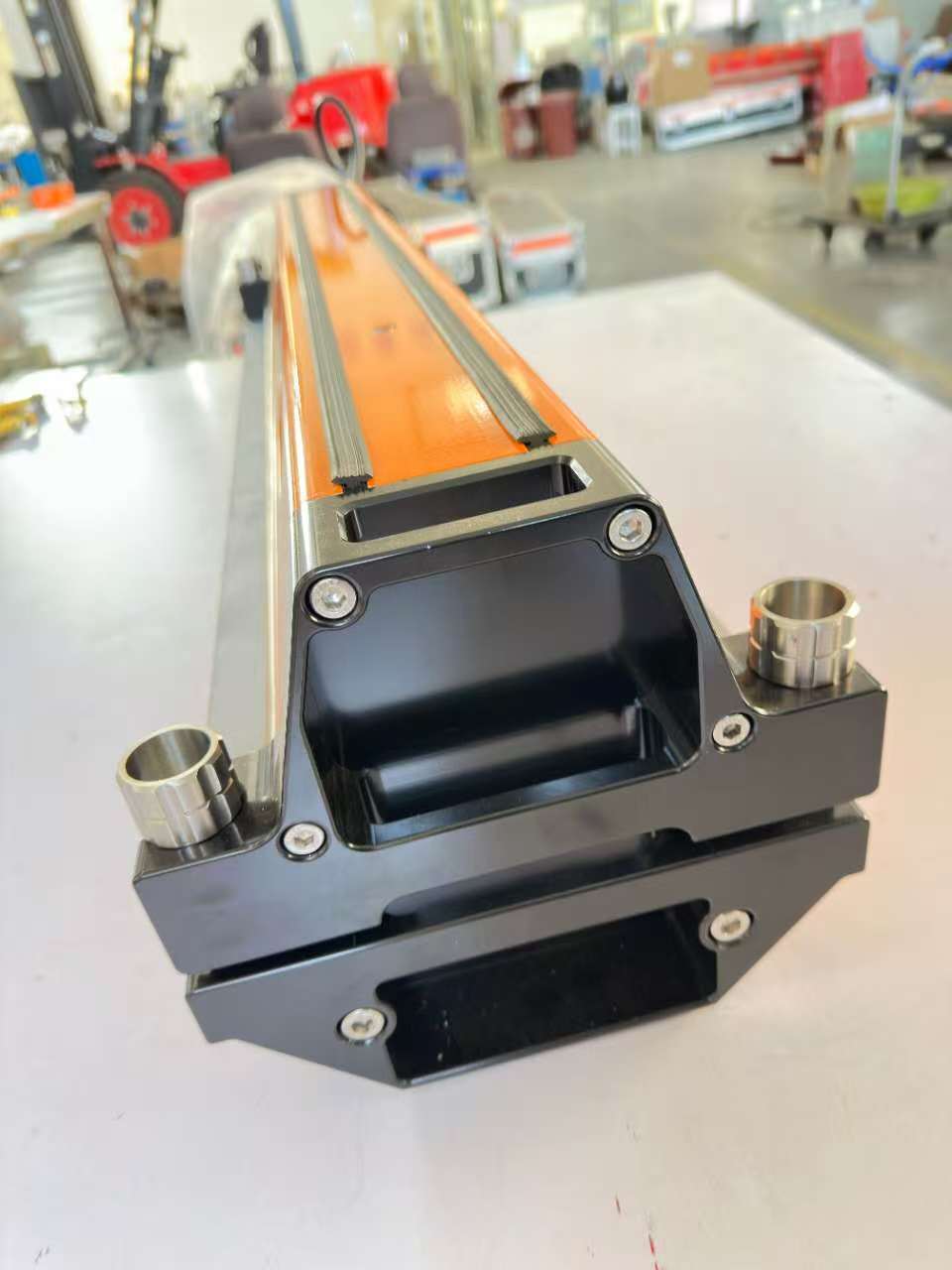 Belt splicing machine