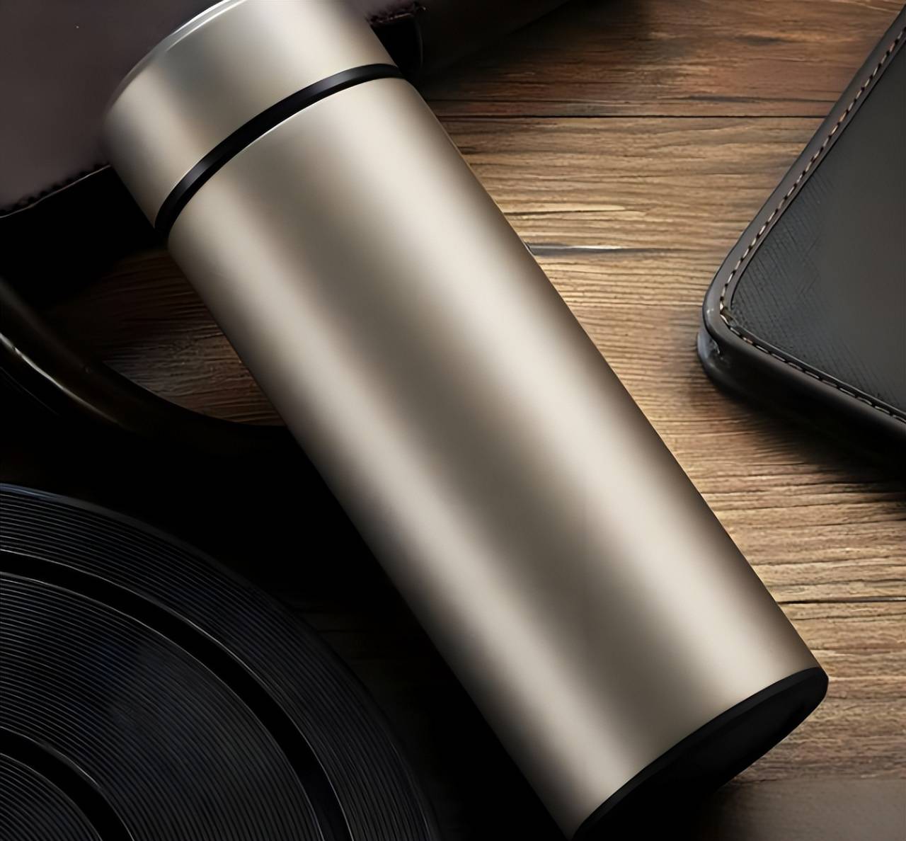 Vacuum cup