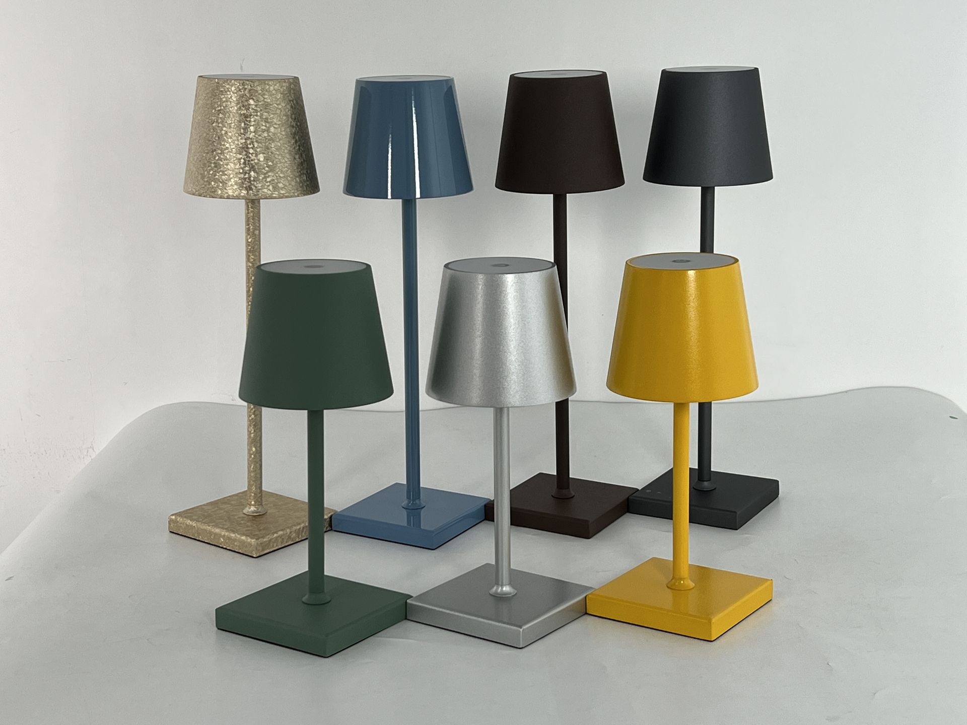 JianBian Short Square Base Desk Lamp