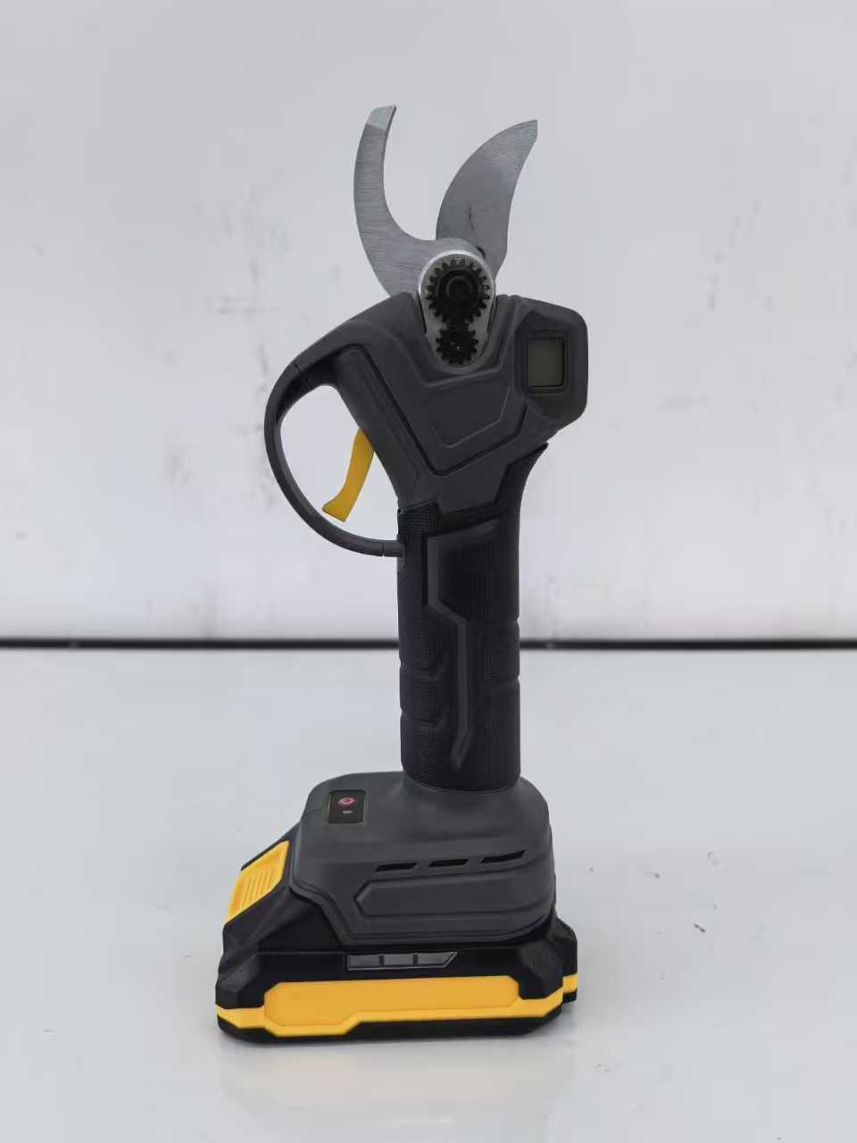 electric scissors