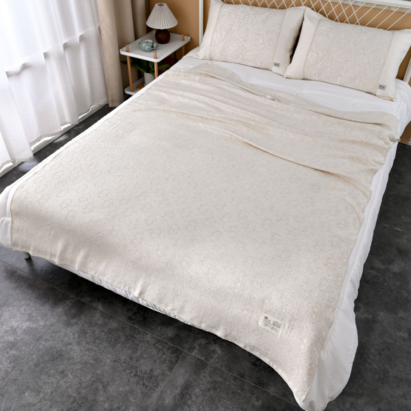 Fu Hong Blanket