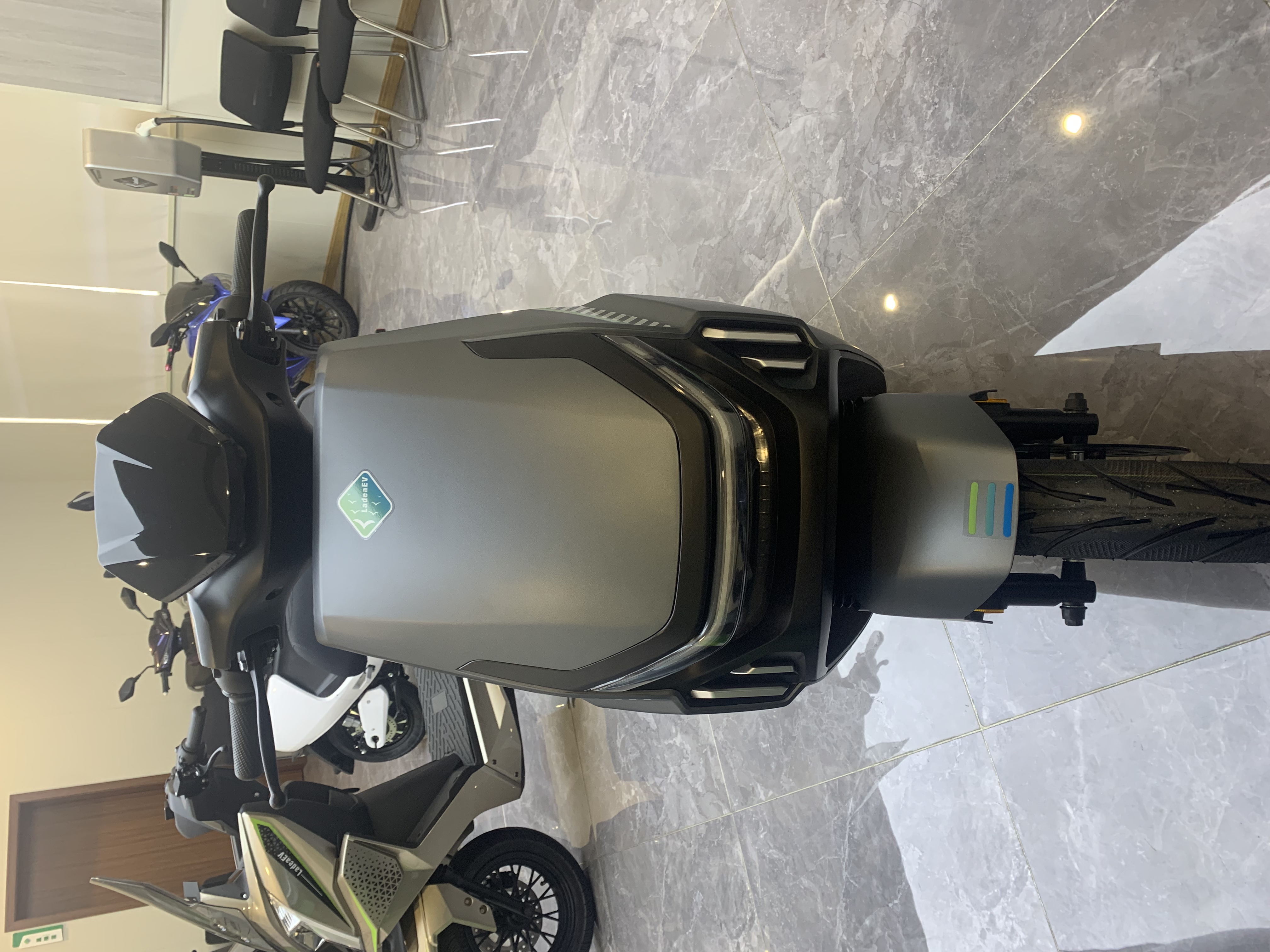 Electric motorcycle