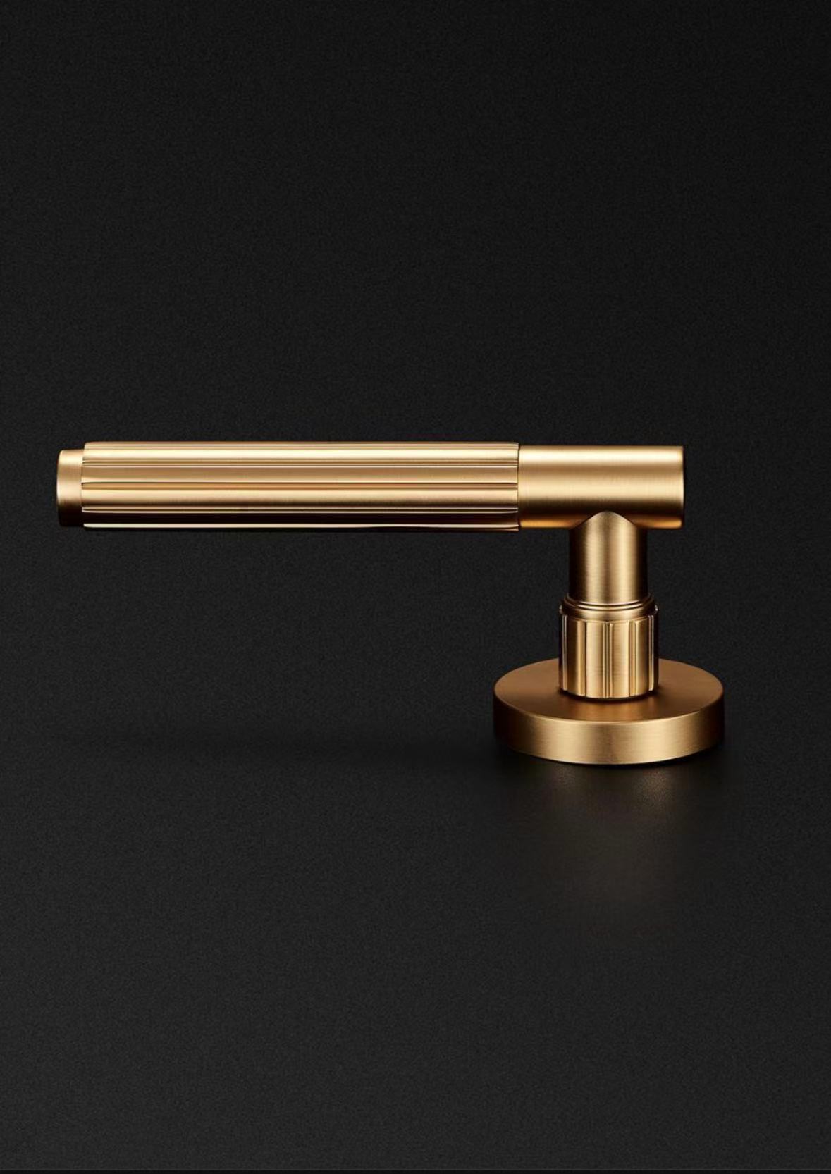 Door handle lock three-bar handle lock