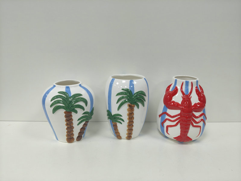 Ceramic flower vases with morden deesigns