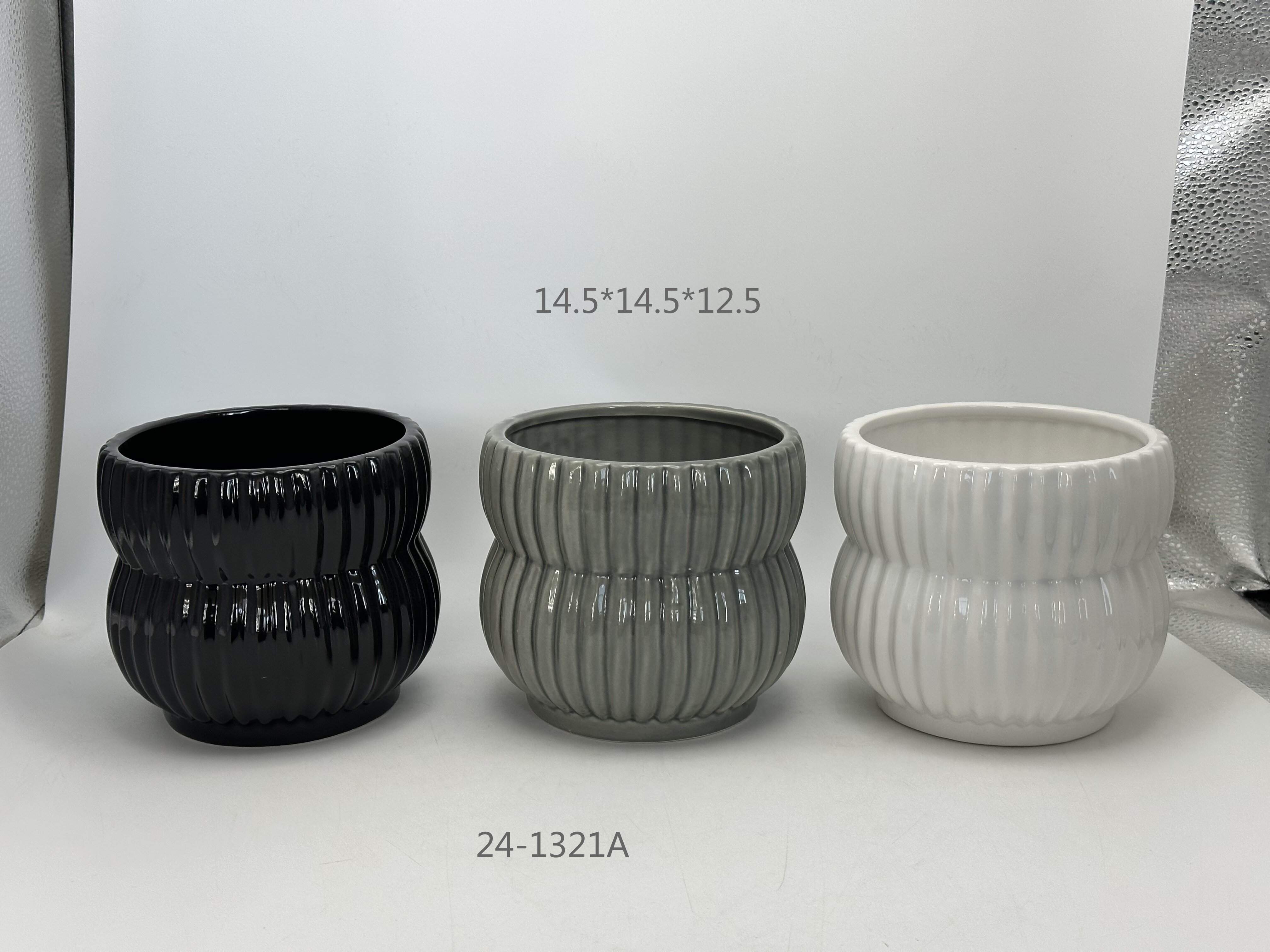 Ceramic glazed flower pot