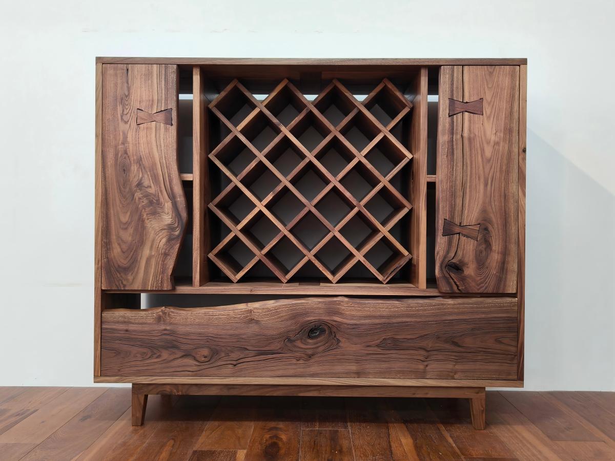 Red wine cabinet storage cabinet, wooden furniture, North American black walnut wood
