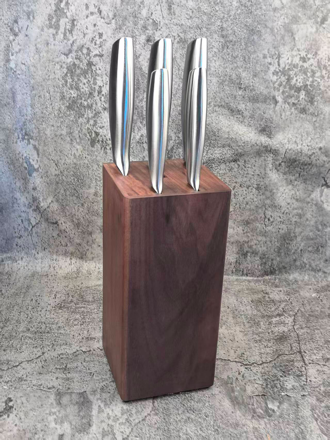 Knife