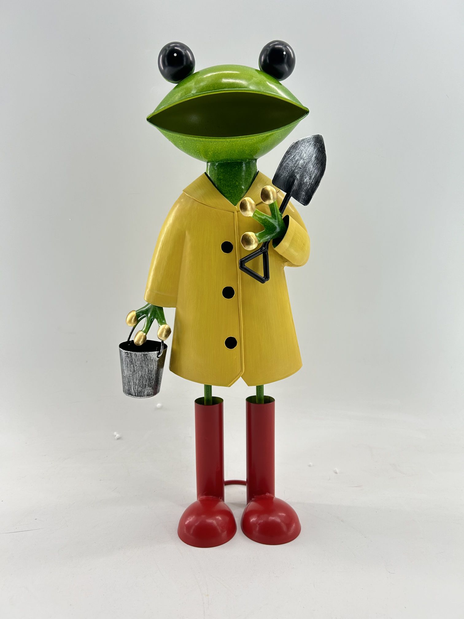 Frog figurine
