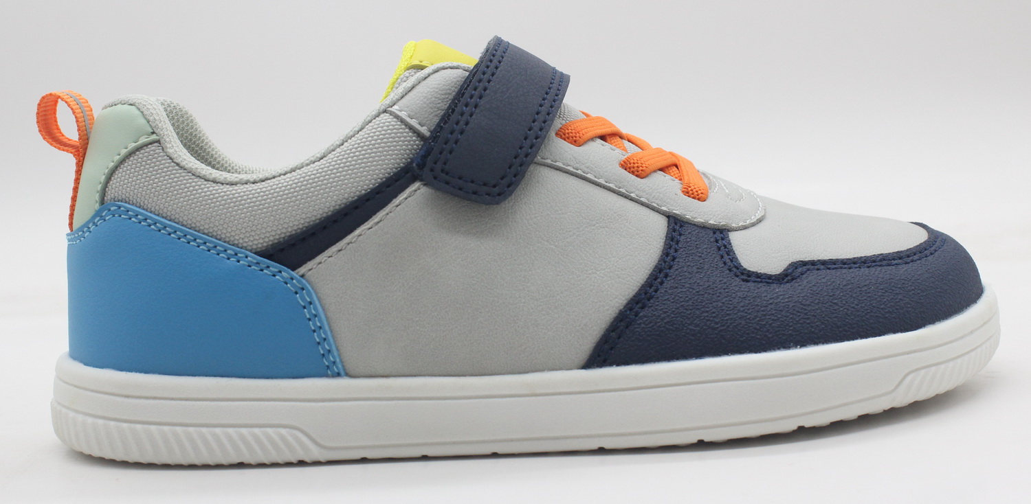 Sport shoe
