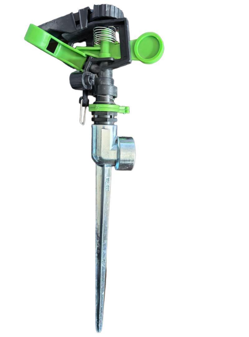 Adjustable Angle Plastic Nozzle with Zinc Alloy Ground Stake